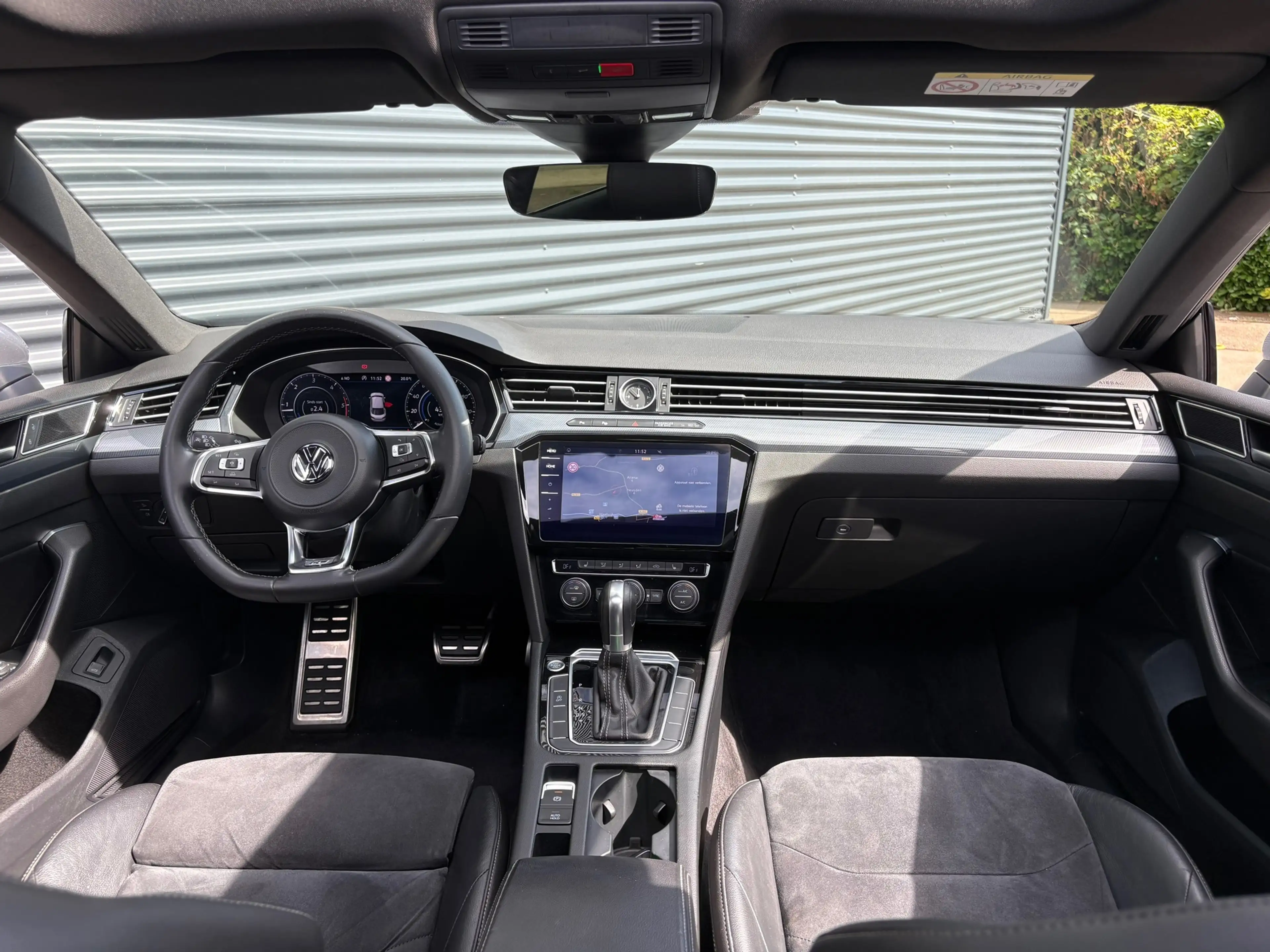 Volkswagen Arteon 2.0 TDI R-LINE CAMERA/ PANORAMA/ PARK ASSIST — photo 11