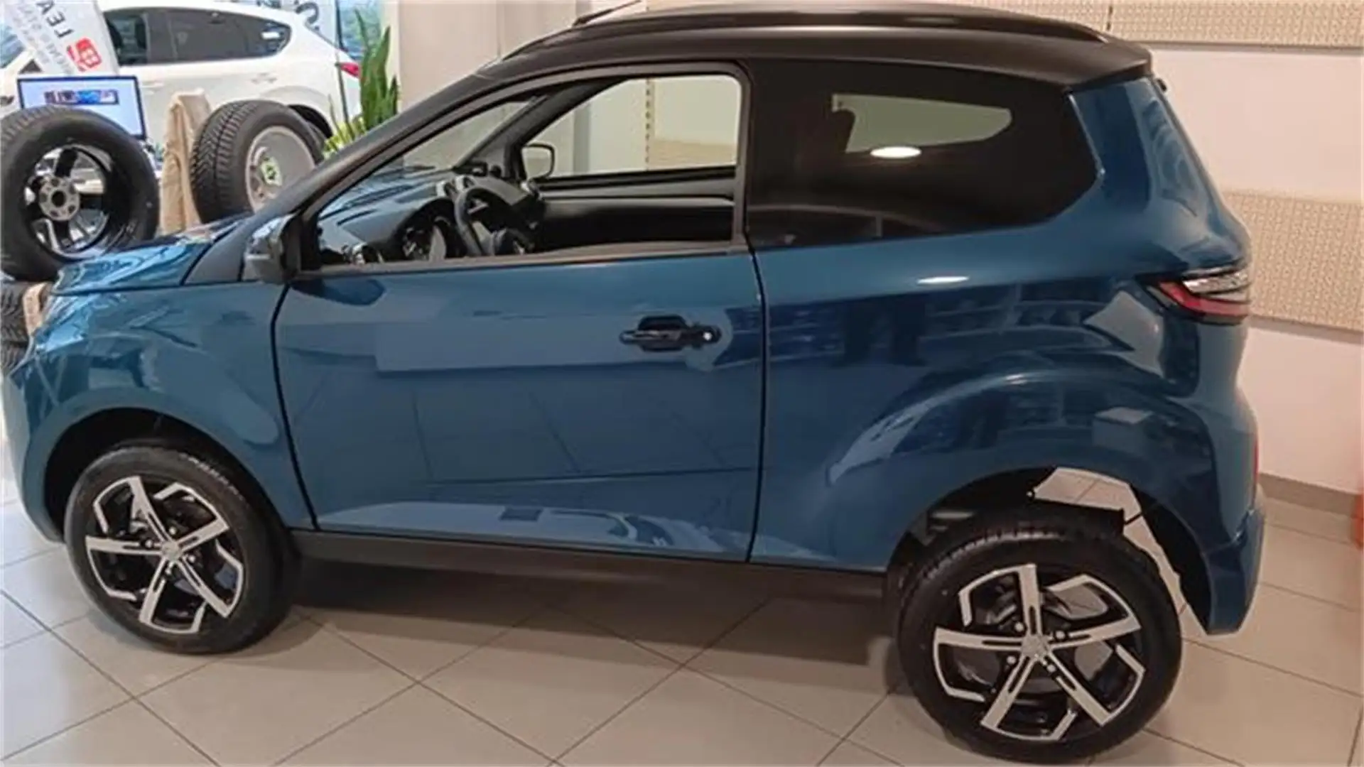 Aixam Crossover Premium E5+ ABS Grün - 2