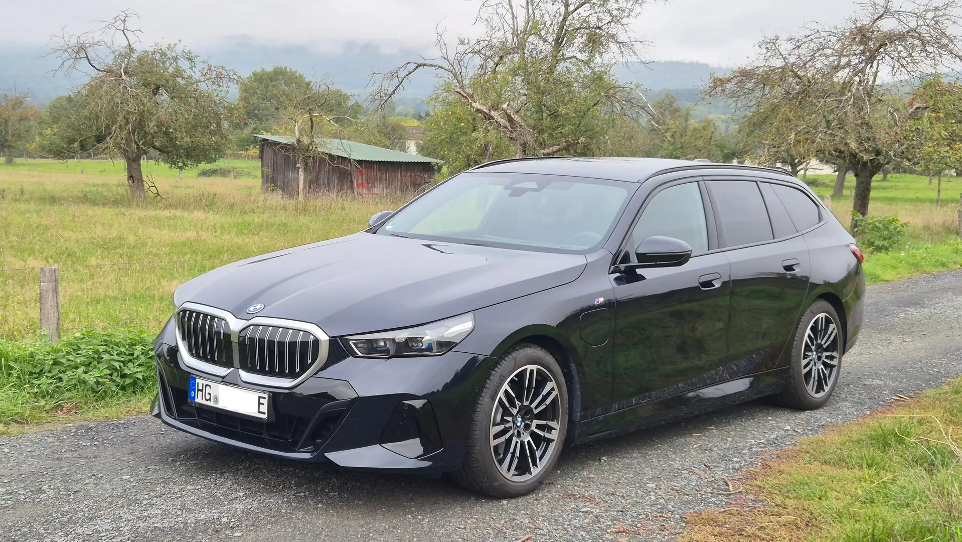 BMW 530 e Hybrid M Sport Head-Up HK 360° Carbonschwarz Schwarz - 1