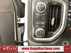 GMC Sierra 3500HD снимка GMC Sierra 3500HD