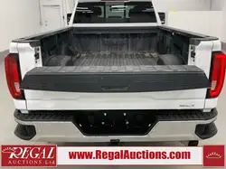 GMC Sierra 3500HD снимка GMC Sierra 3500HD
