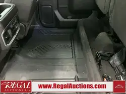 GMC Sierra 3500HD снимка GMC Sierra 3500HD