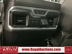 GMC Sierra 3500HD снимка GMC Sierra 3500HD