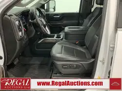 GMC Sierra 3500HD снимка GMC Sierra 3500HD