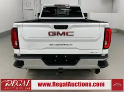 GMC Sierra 3500HD снимка GMC Sierra 3500HD