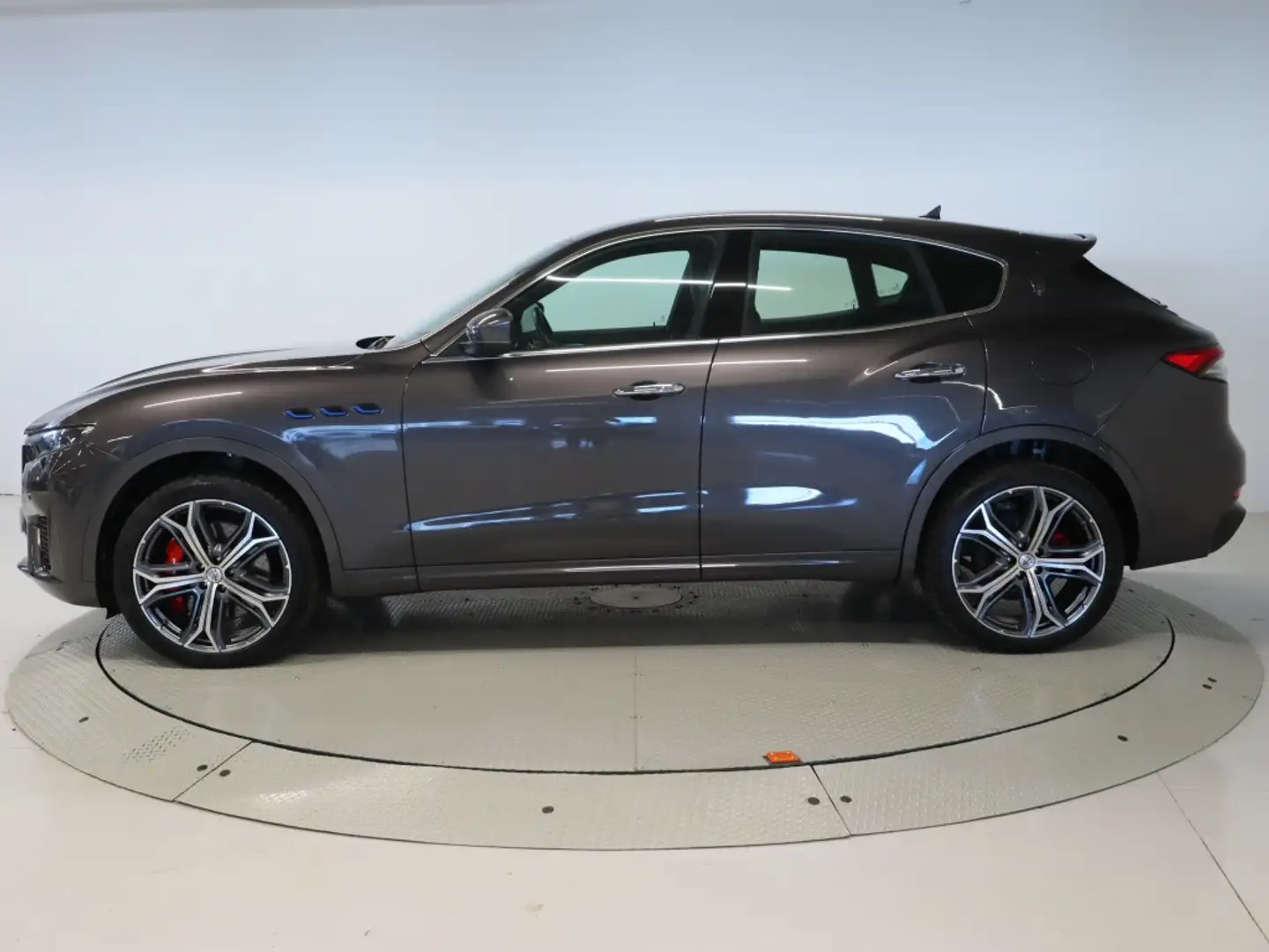 Maserati Levante 330 GT HYBRID MY23 Grigio - 2