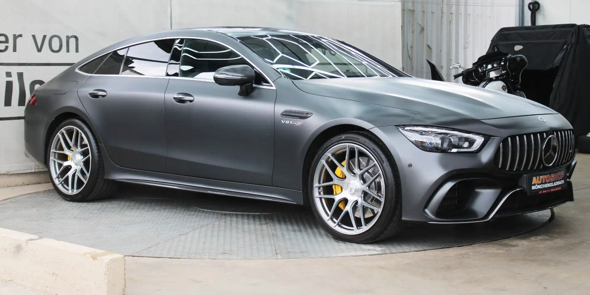Mercedes-Benz AMG GT 4-Door Coupe 63 S 2019 건메탈 사진 8