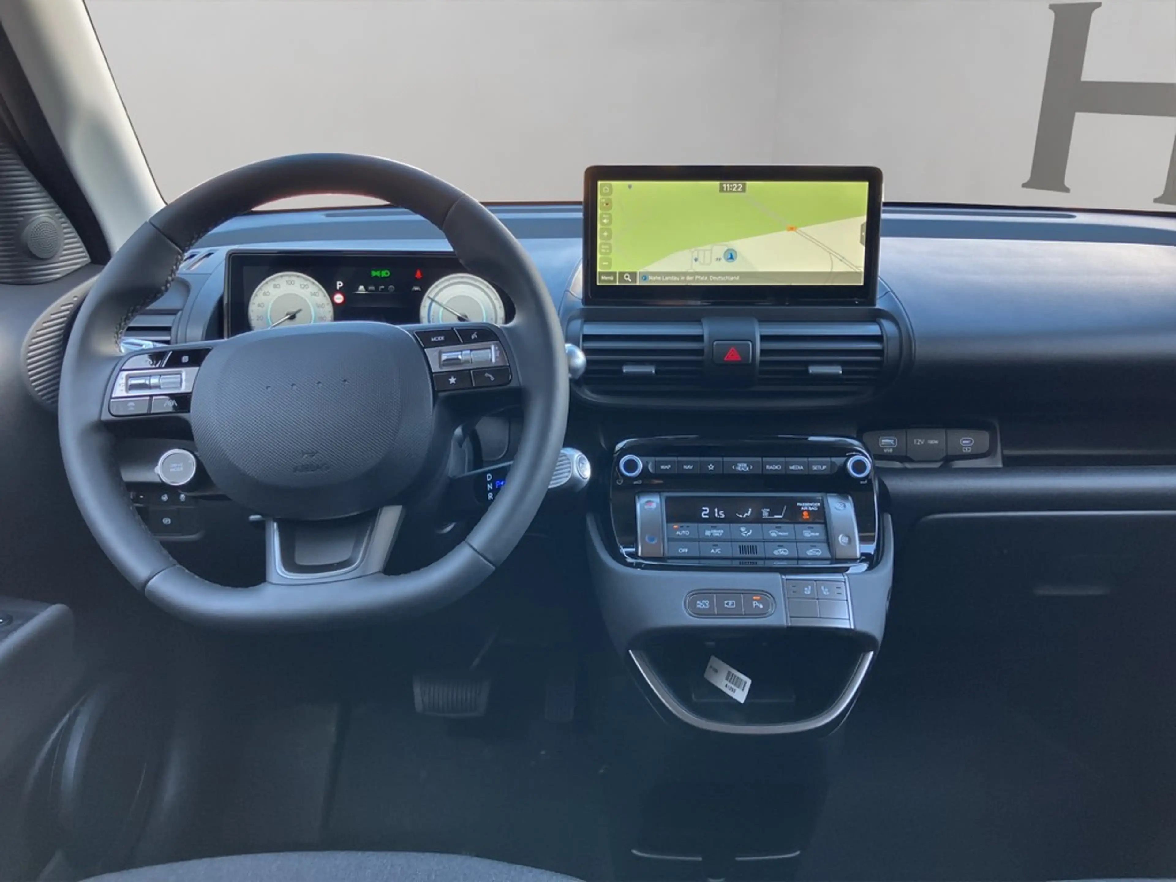 Hyundai Inster EV 49 kWh TREND EFFIZIENZ SHZ PDC NAV — photo 14