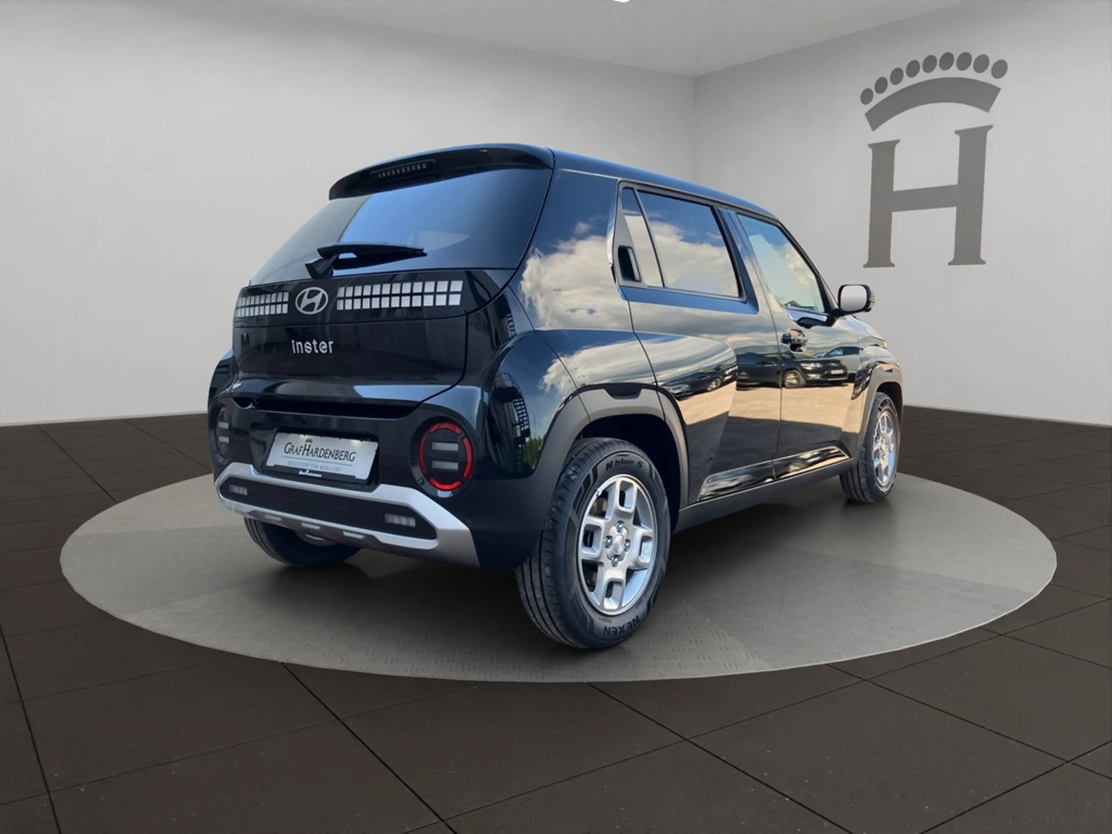 Hyundai Inster EV 49 kWh TREND EFFIZIENZ SHZ PDC NAV — photo 6