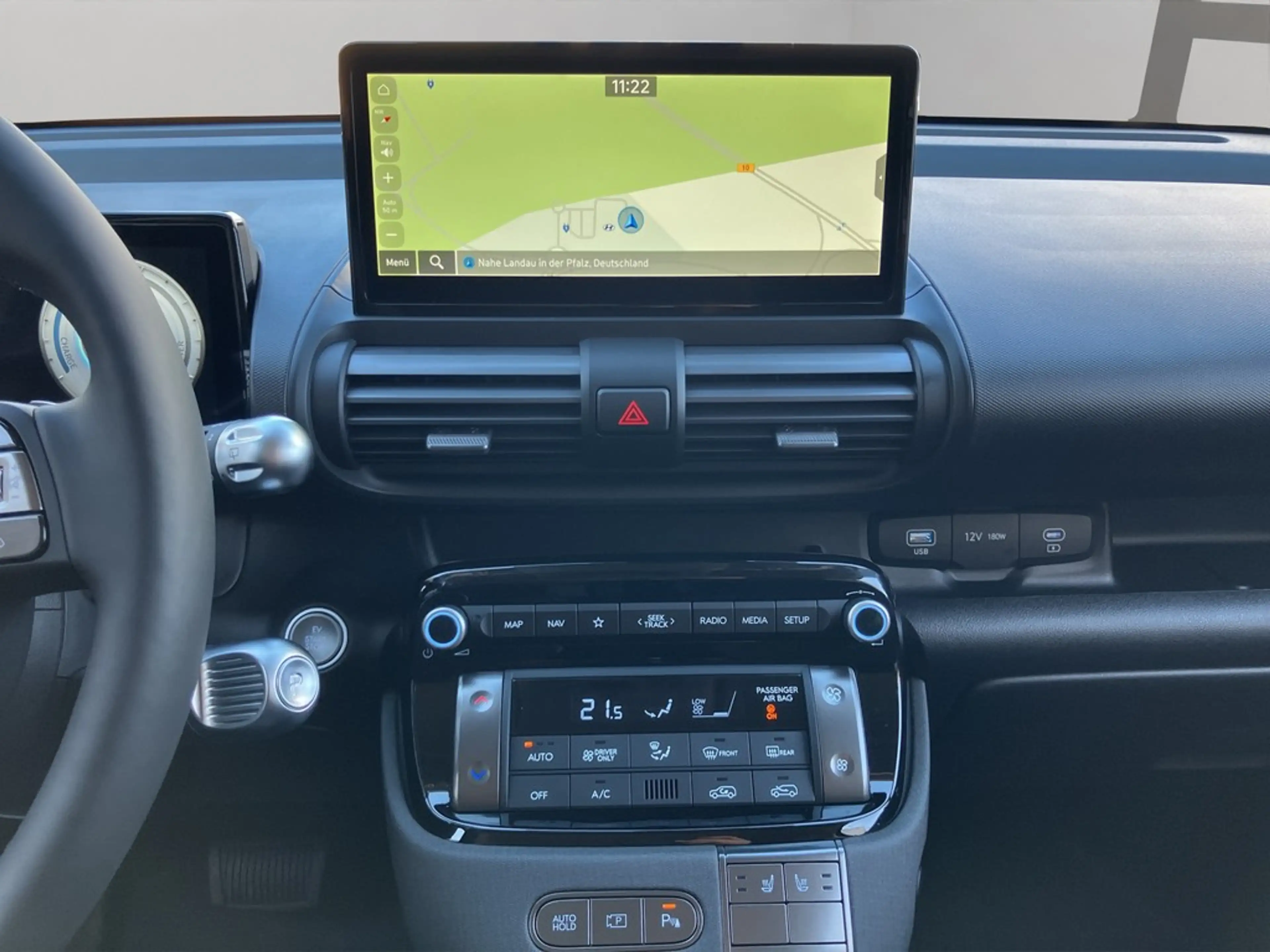 Hyundai Inster EV 49 kWh TREND EFFIZIENZ SHZ PDC NAV — photo 15