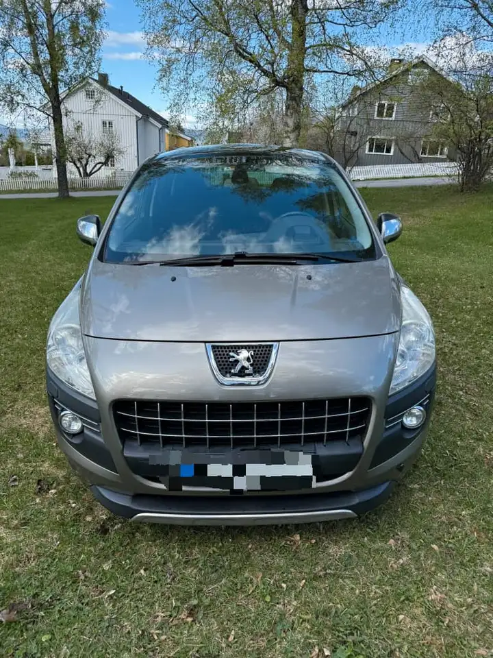 Peugeot 3008 2.0 HDi 16V 150ch FAP Premium Pack