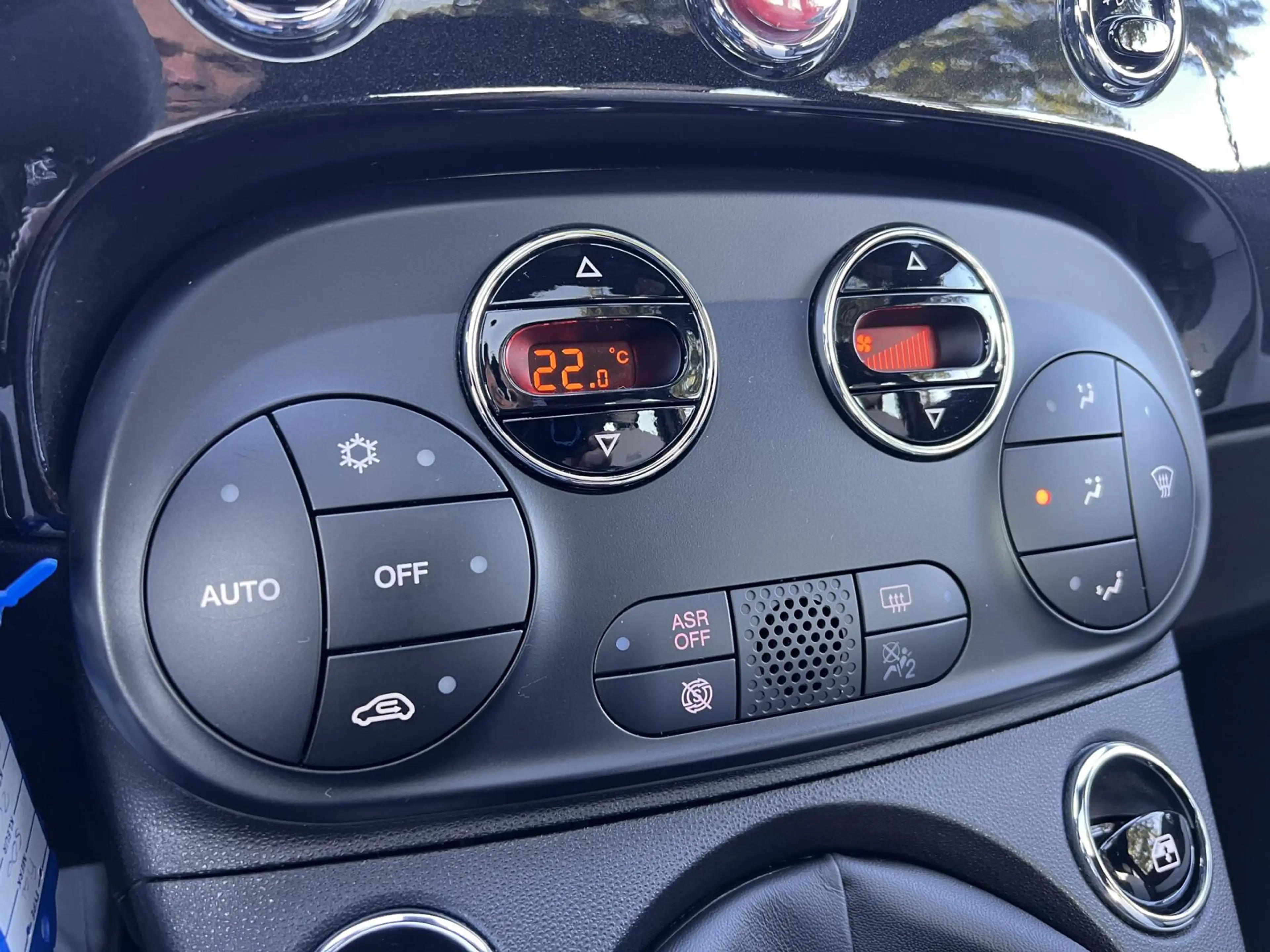 Fiat 500 1.0 Hybrid Dolcevita Clima Cruise Pano 1e Eig NAP — photo 26