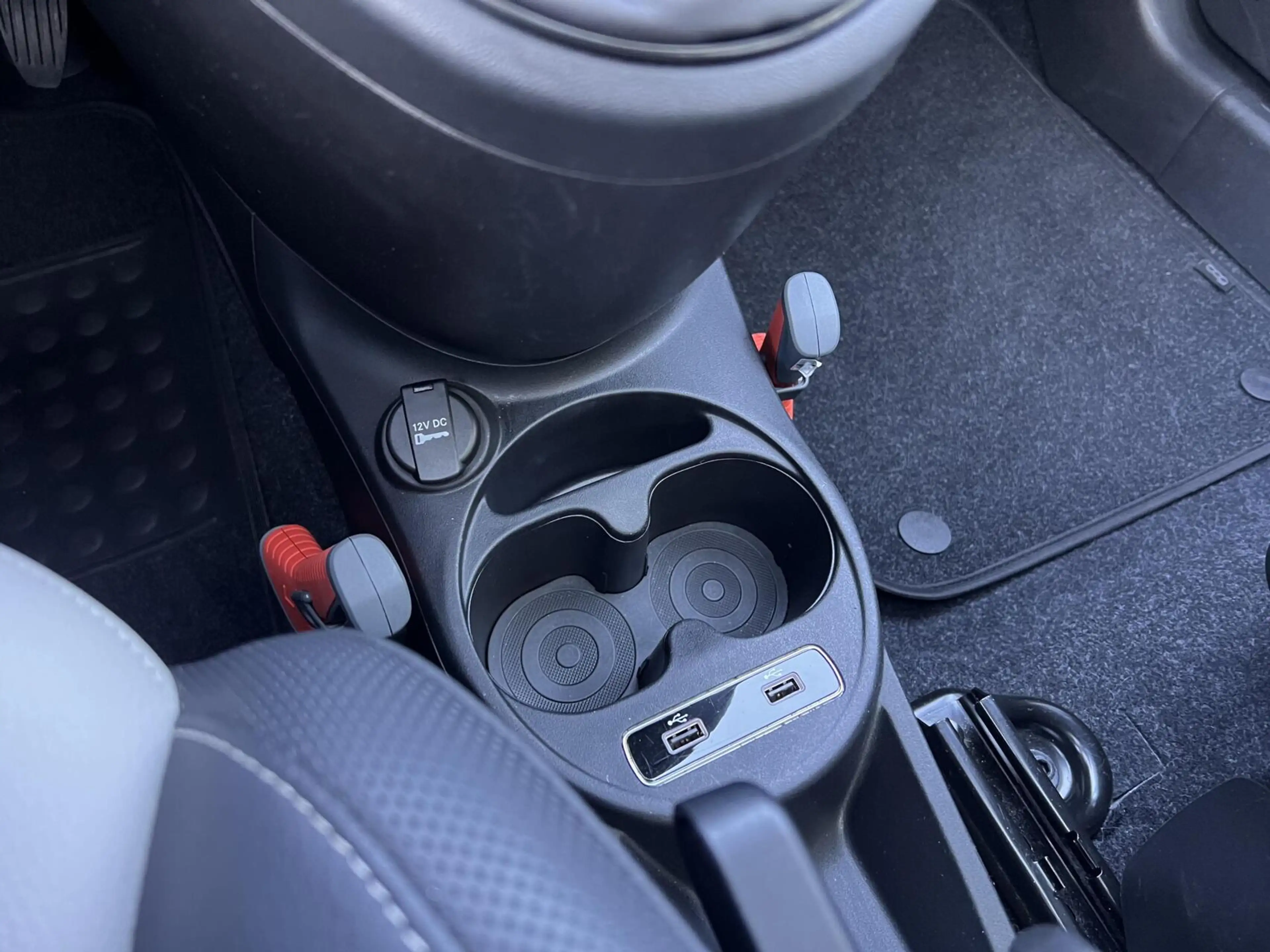 Fiat 500 1.0 Hybrid Dolcevita Clima Cruise Pano 1e Eig NAP — photo 28
