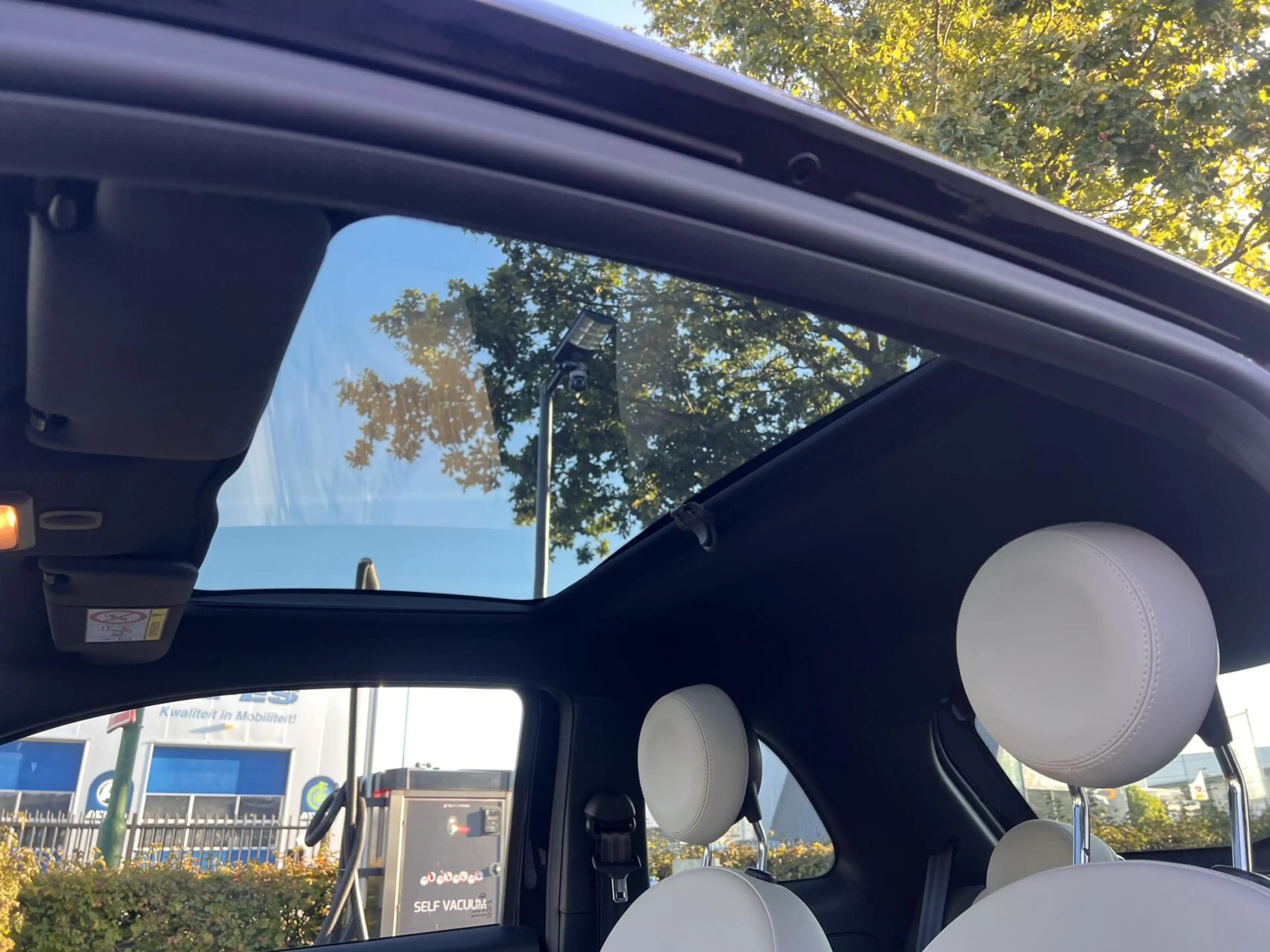 Fiat 500 1.0 Hybrid Dolcevita Clima Cruise Pano 1e Eig NAP — photo 33