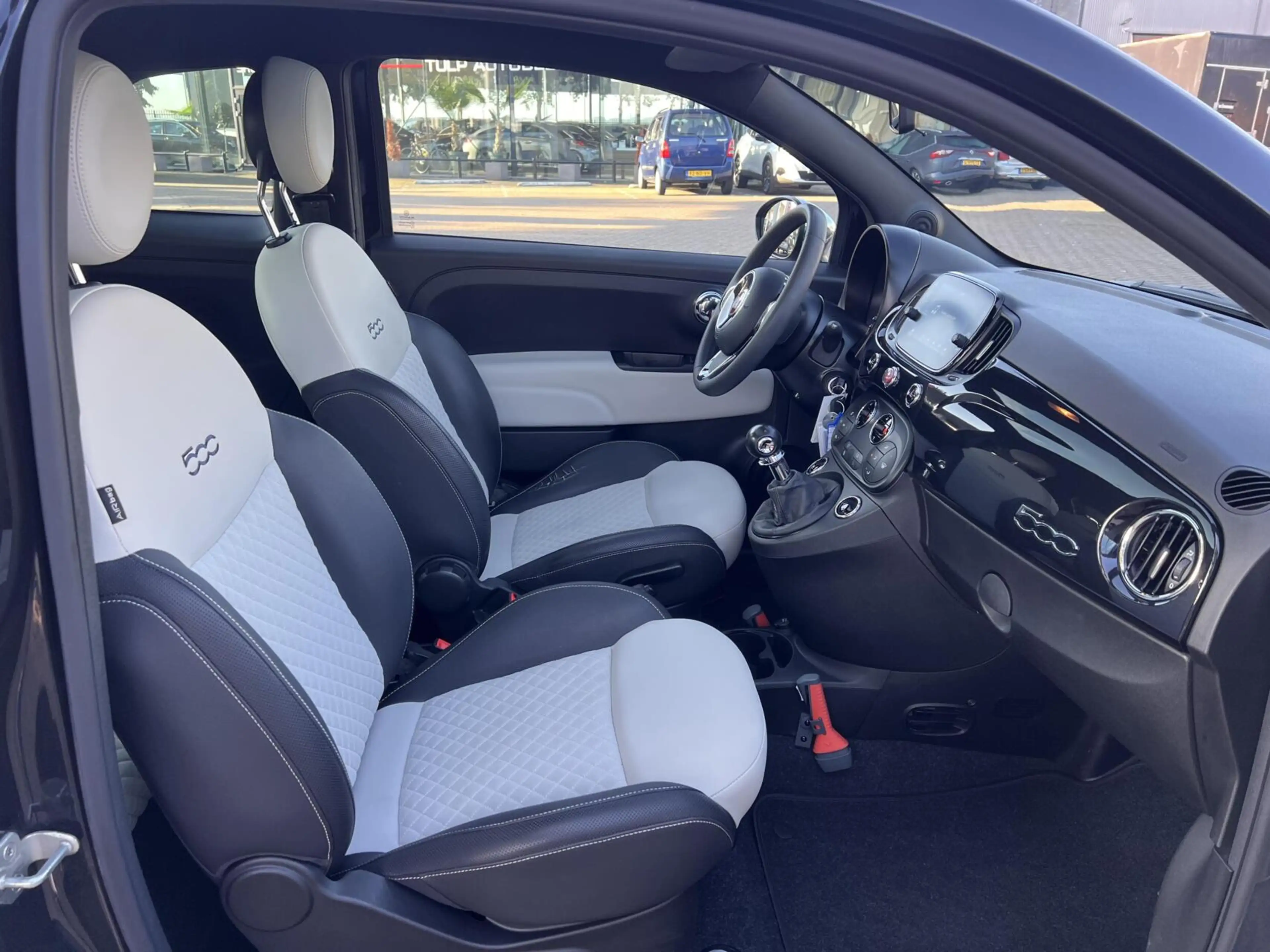 Fiat 500 1.0 Hybrid Dolcevita Clima Cruise Pano 1e Eig NAP — photo 19