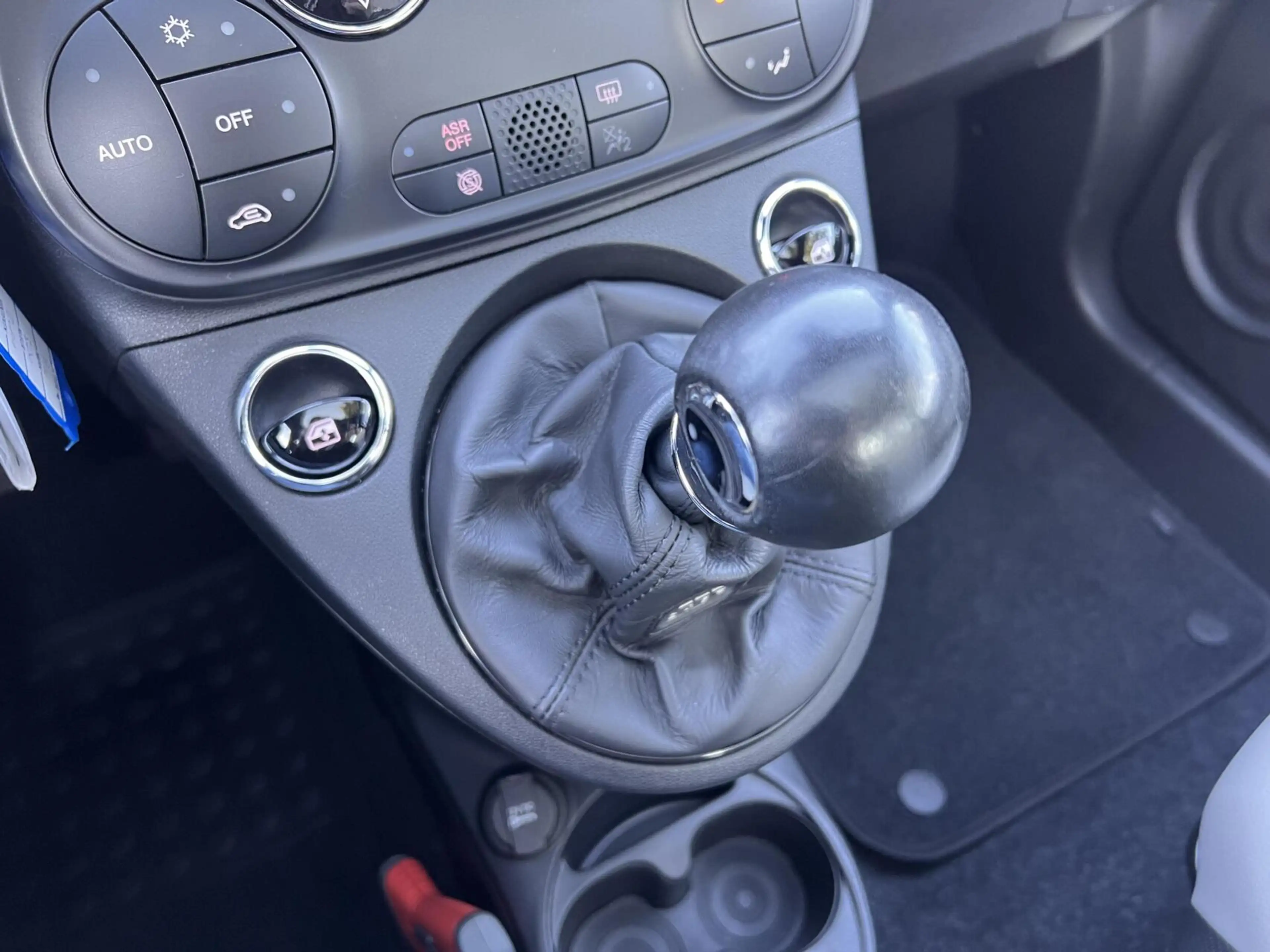 Fiat 500 1.0 Hybrid Dolcevita Clima Cruise Pano 1e Eig NAP — photo 27