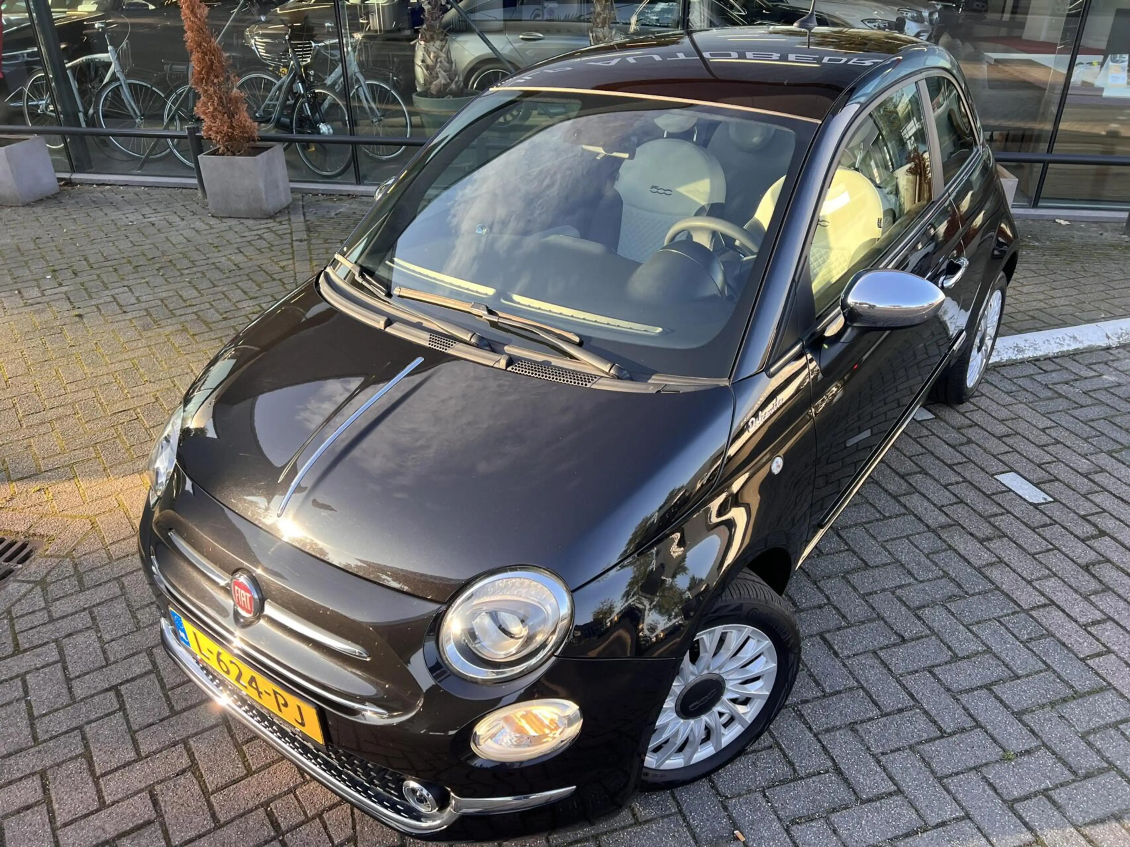 Fiat 500 1.0 Hybrid Dolcevita Clima Cruise Pano 1e Eig NAP — photo 8