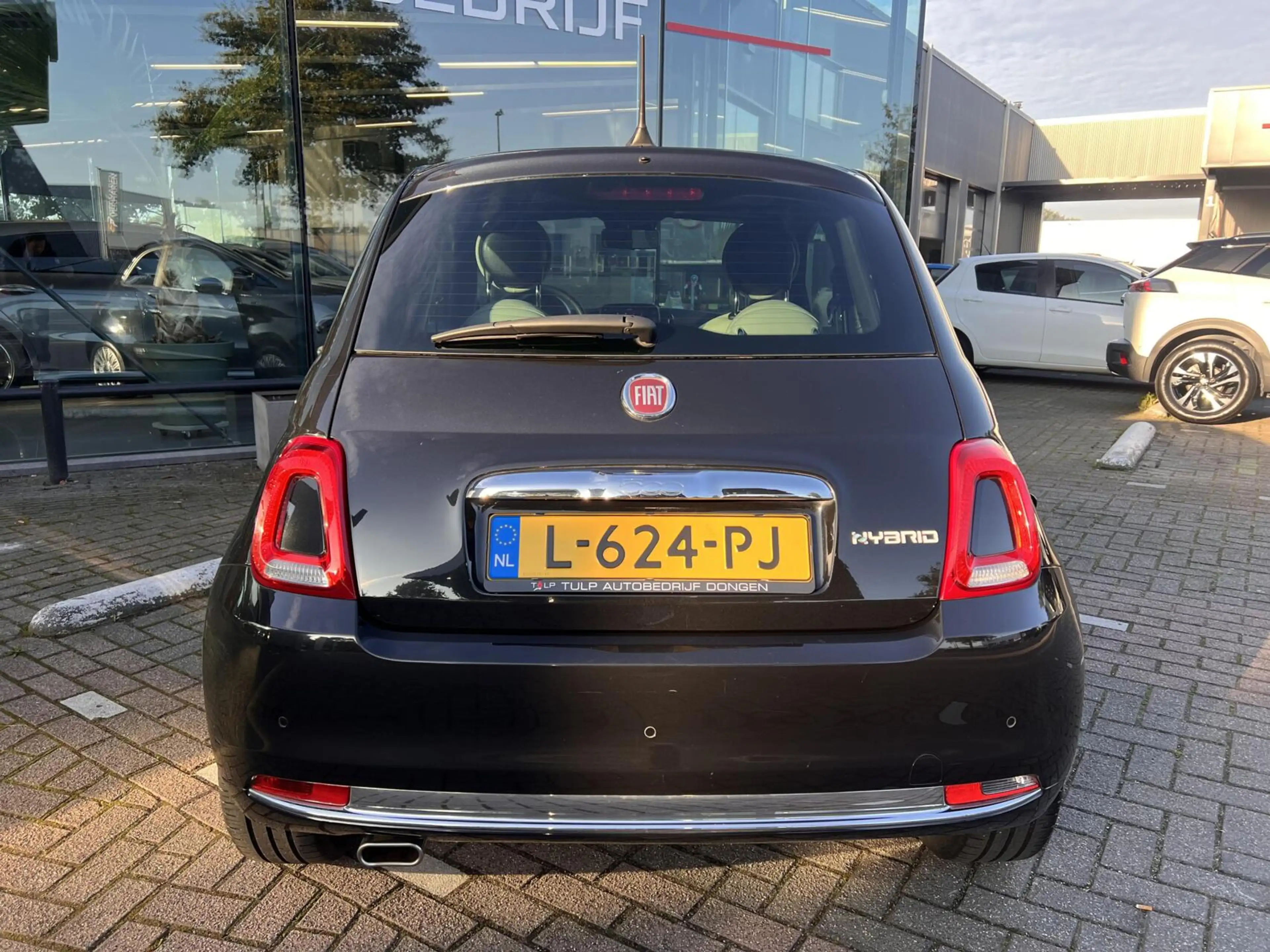 Fiat 500 1.0 Hybrid Dolcevita Clima Cruise Pano 1e Eig NAP — photo 16