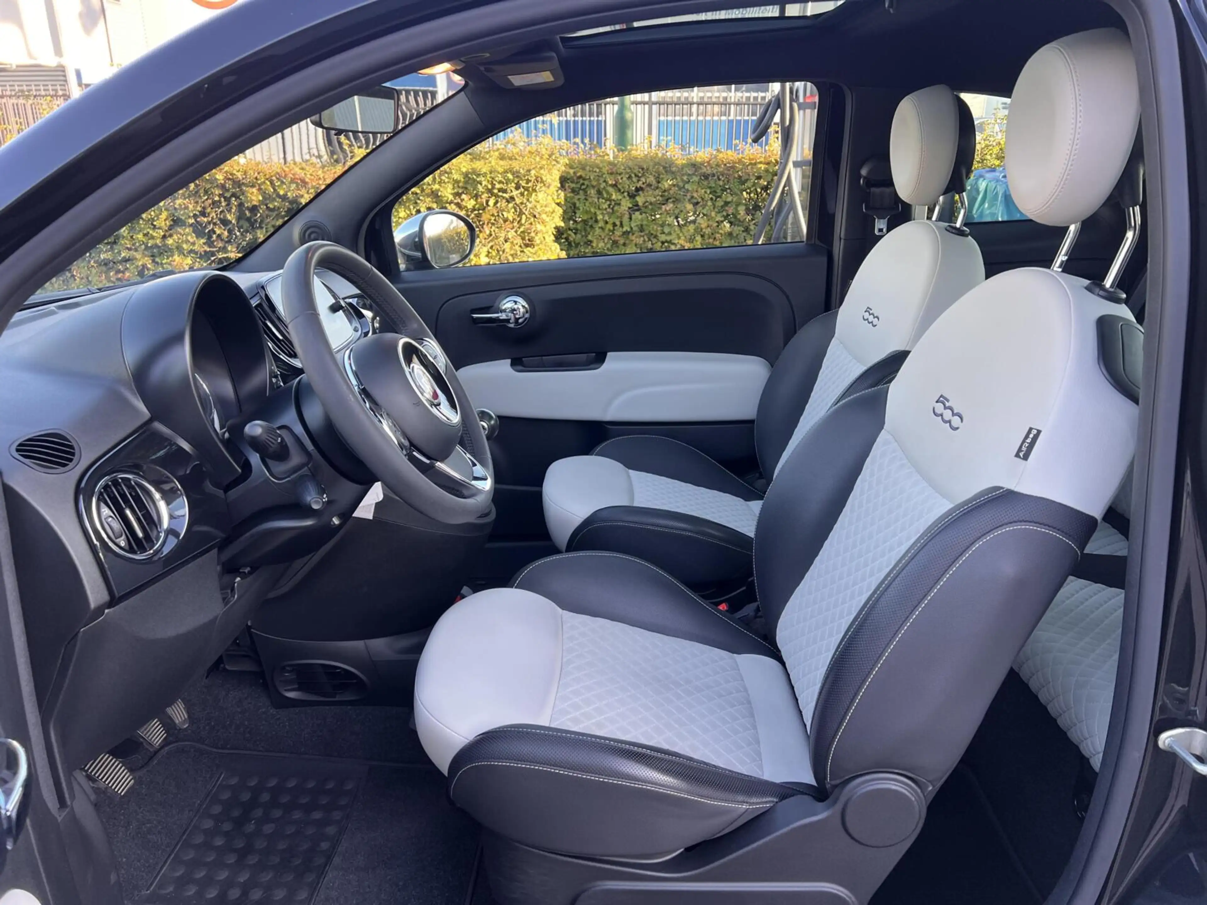 Fiat 500 1.0 Hybrid Dolcevita Clima Cruise Pano 1e Eig NAP — photo 17
