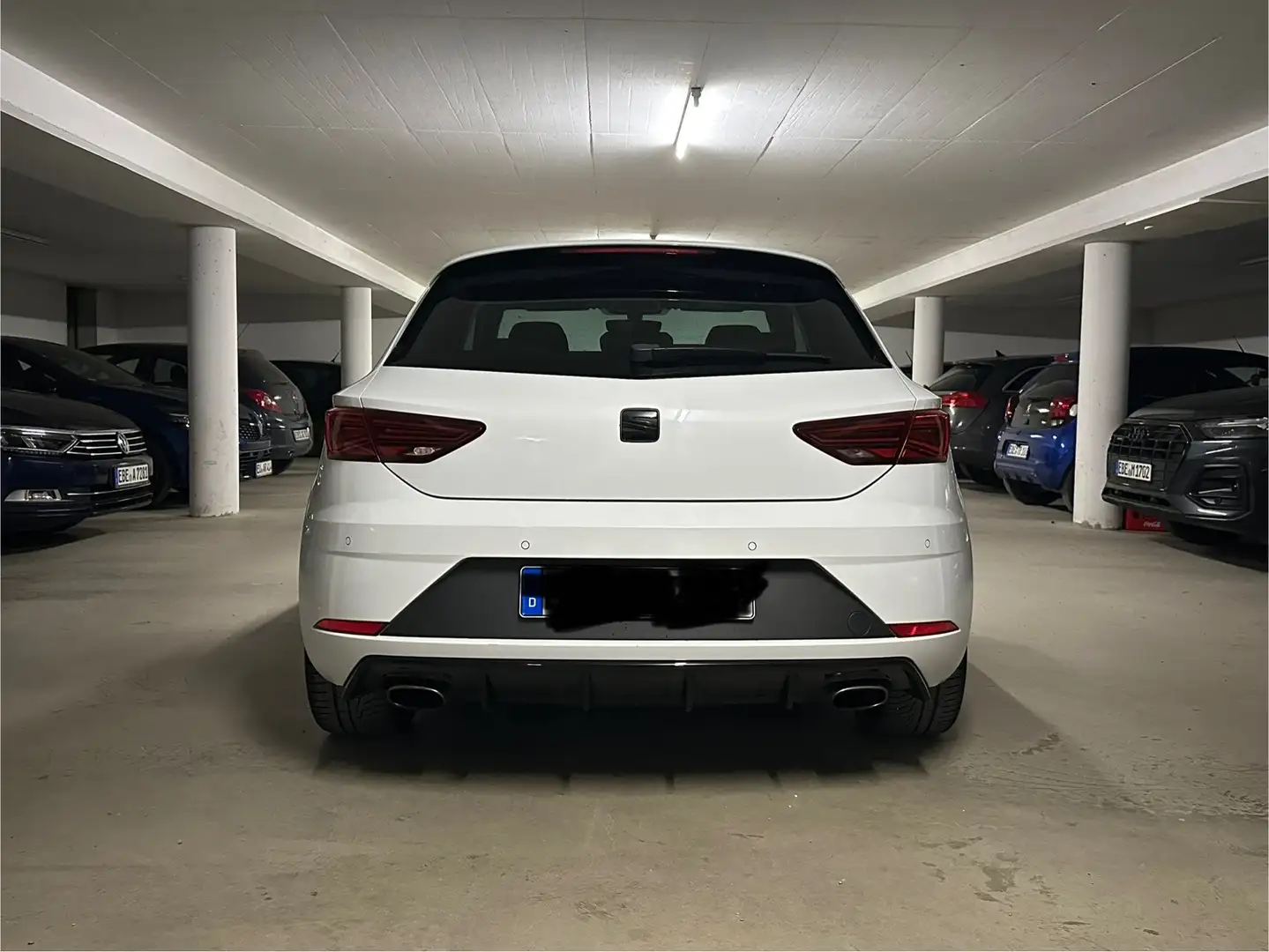 SEAT Leon SC 2.0 TSI Start&Stop DSG Cupra 300 - 2
