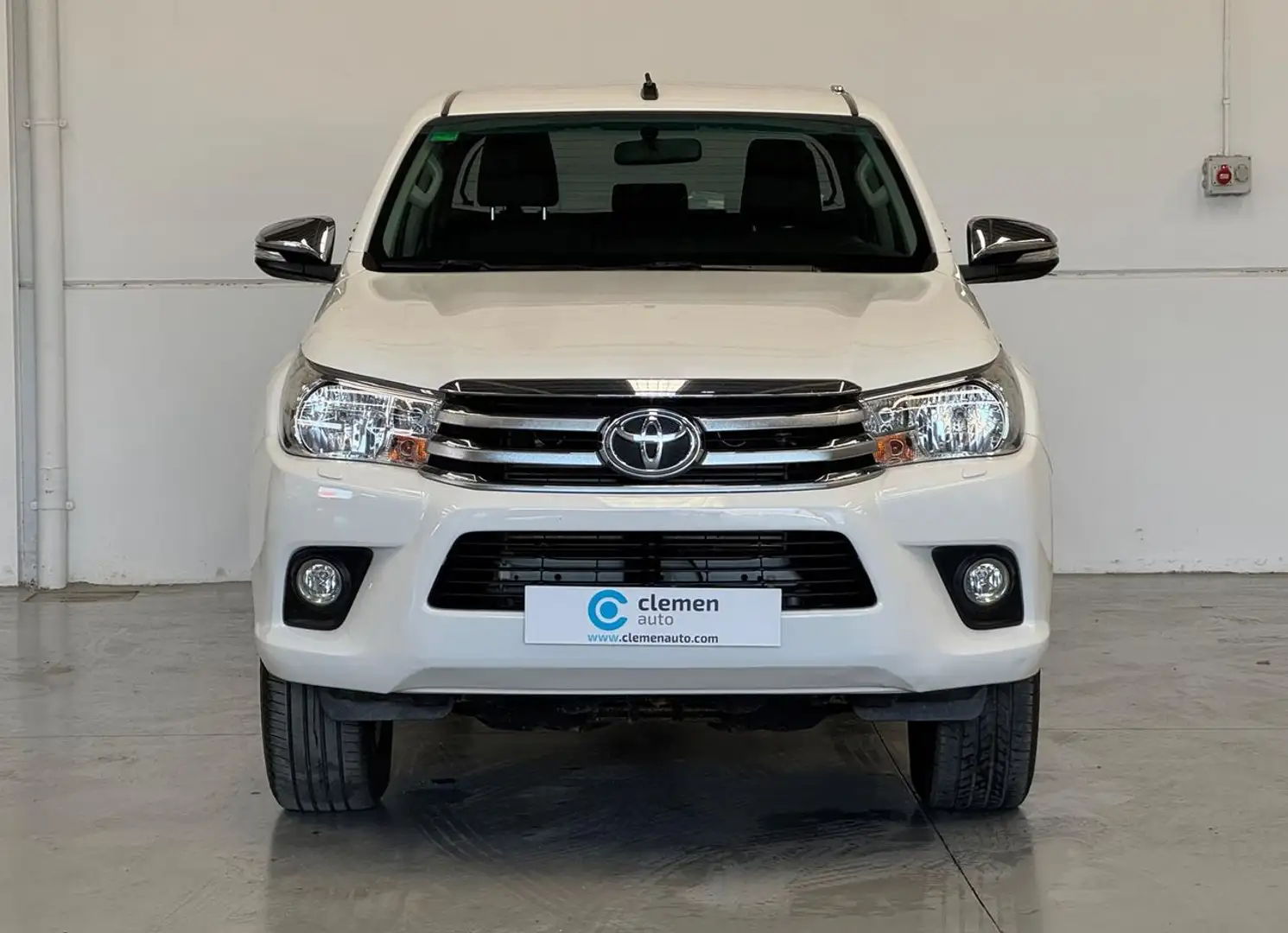 Toyota Hilux Cabina Doble VX Wit - 2