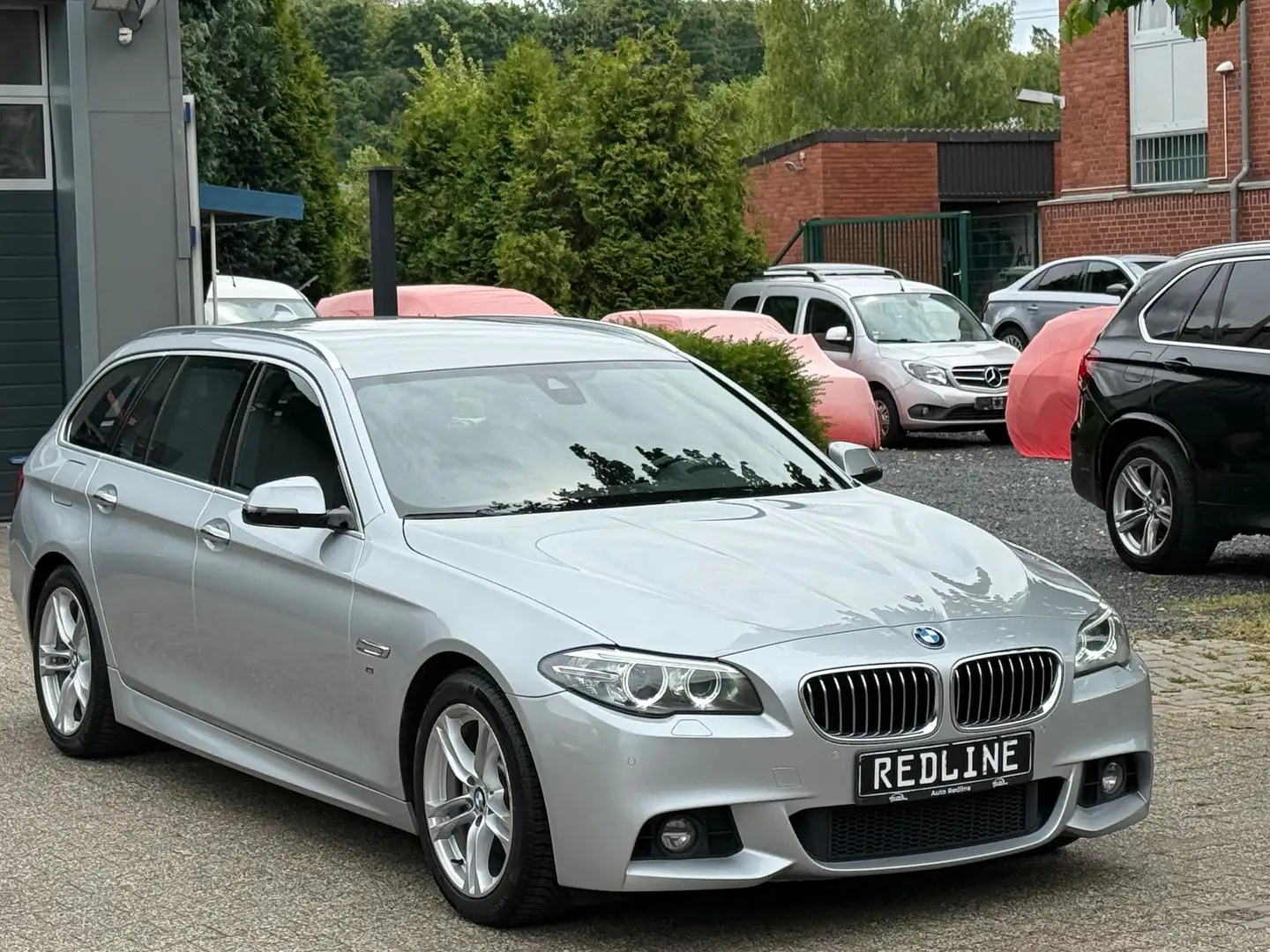 BMW 520 520 d xDrive /// M-Sport Paket /// 1 Hand /// Szürke - 2