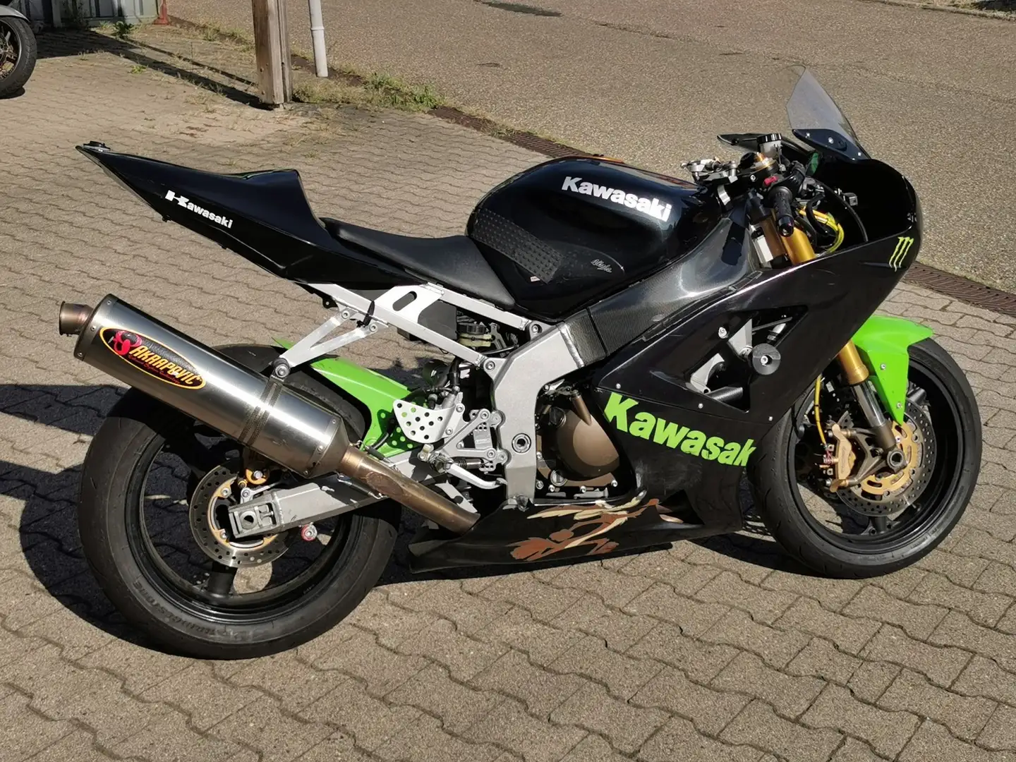 Kawasaki Ninja ZX-6R Noir - 2