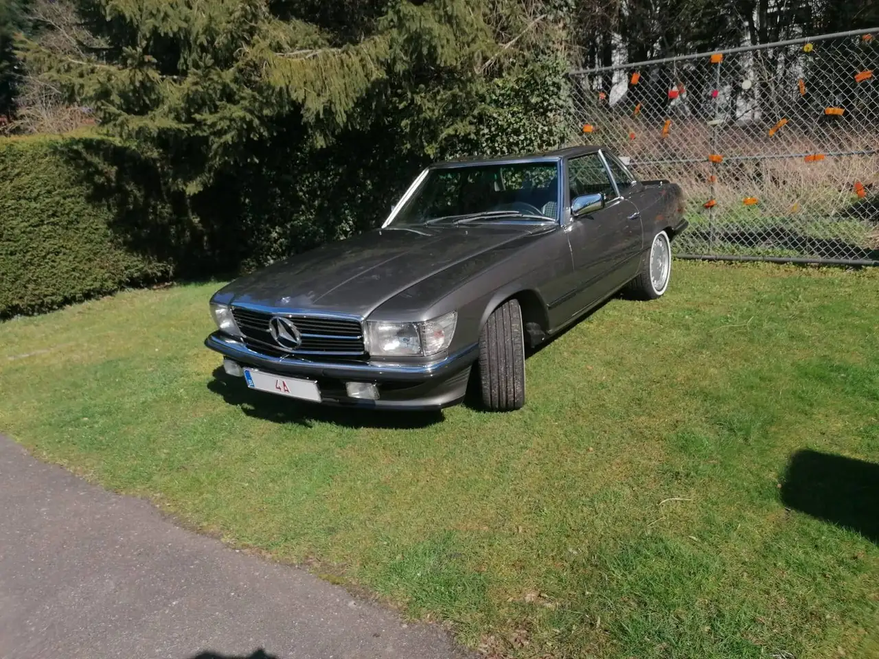 Mercedes-Benz SL 280, foto 3