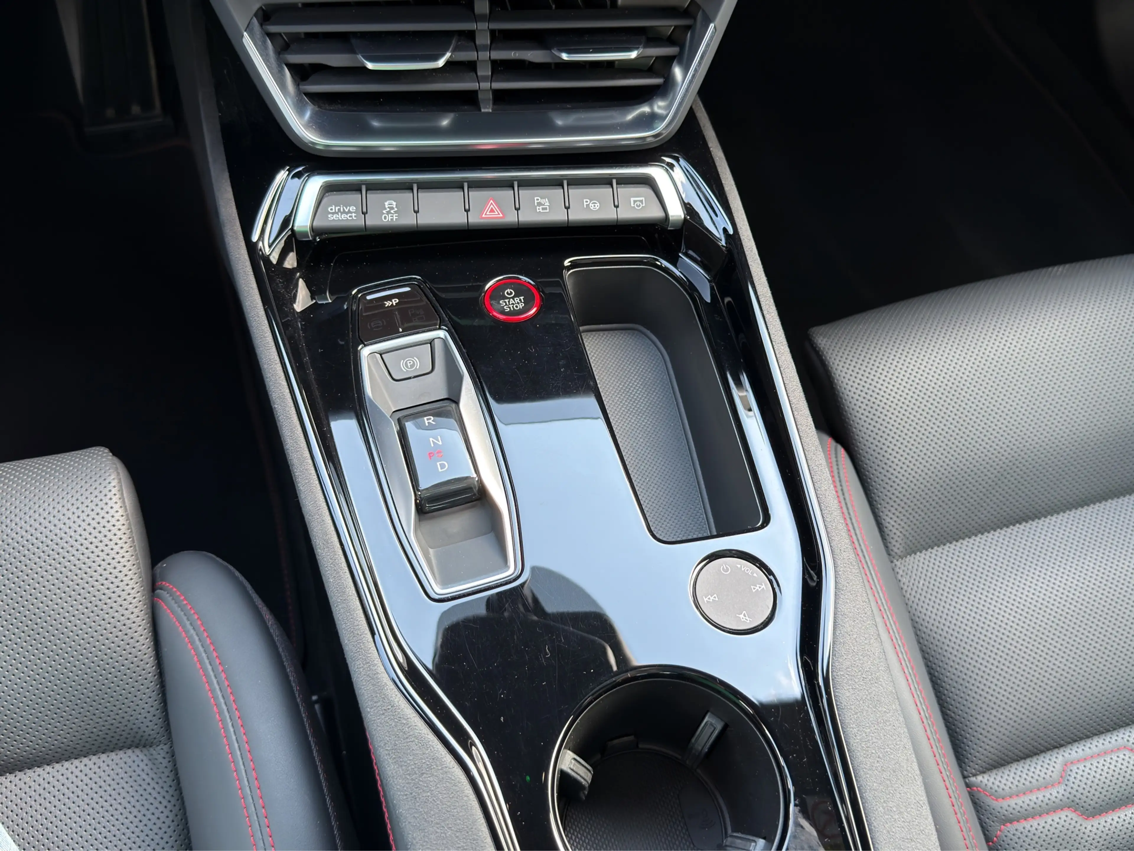 Audi RS e-tron GT 93 kWh | Premium audio instalatie| 360° Camera| Vo — photo 36
