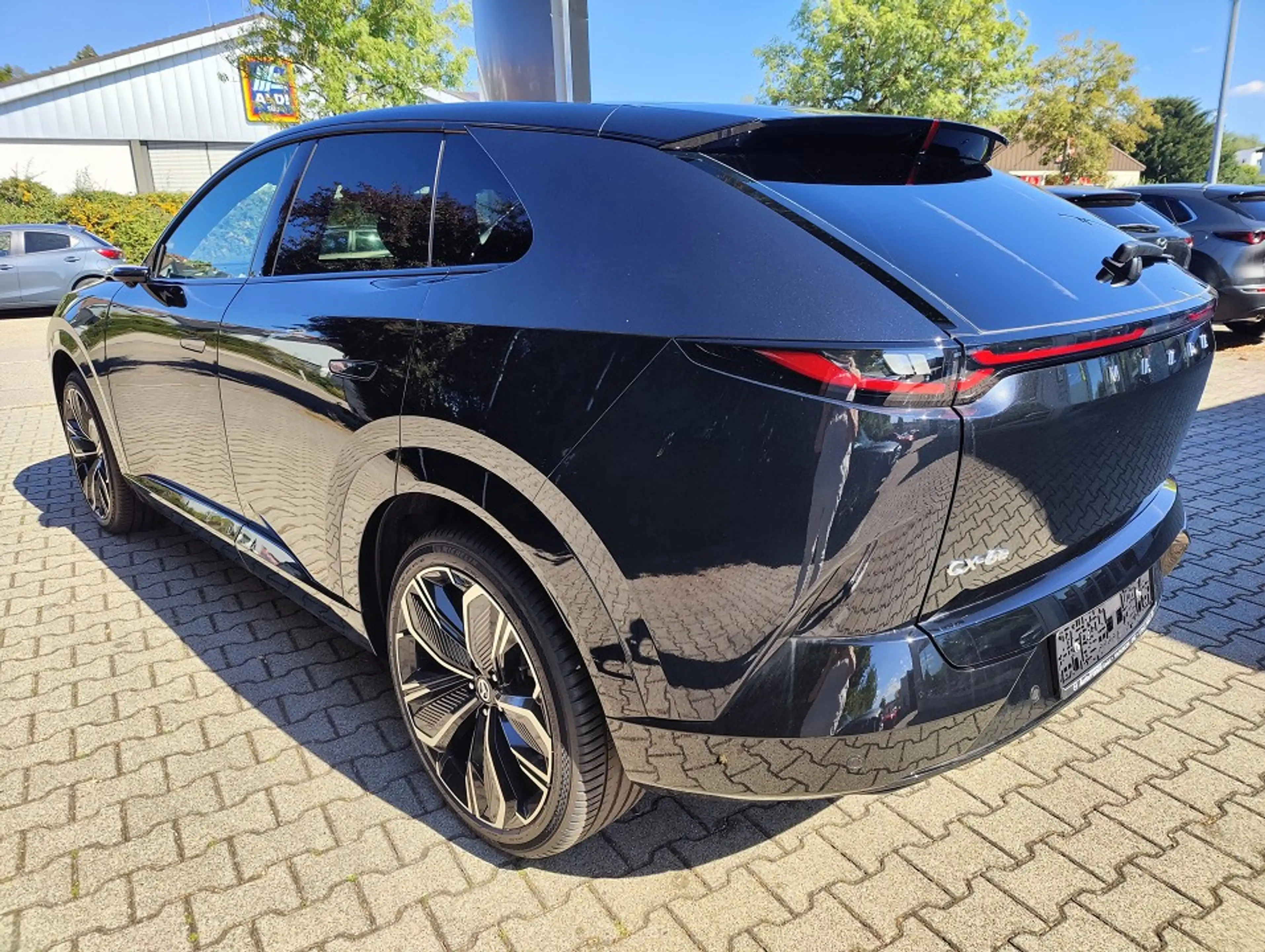 Mazda CX-6e EV 1AT RWD Takumi Plus — photo 7