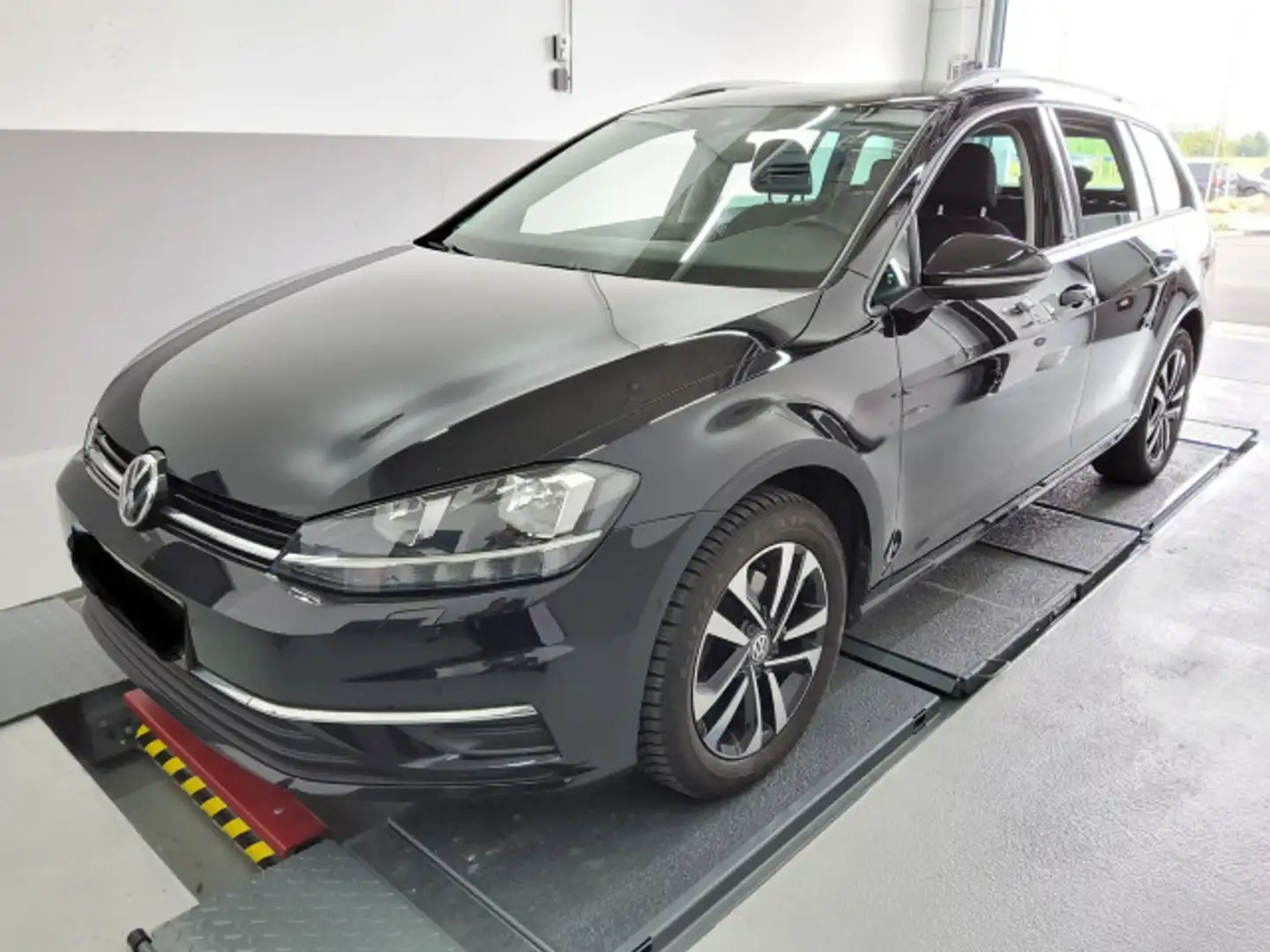 Volkswagen Golf Variant Golf VII Variant IQ.DRIVE 1.6 TDI *ACC*AHK*16''* Чёрный - 2