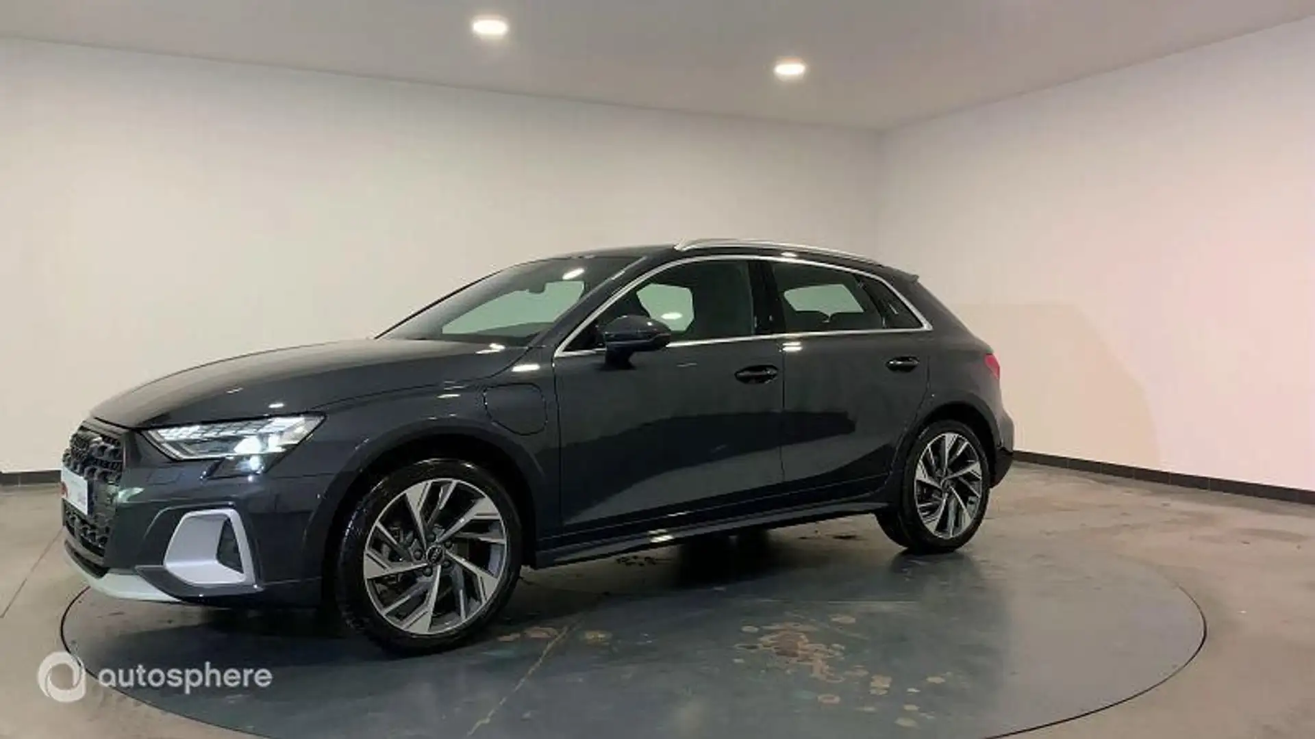 Audi A3 40 TFSI e 204ch PHEV Avus S tronic 6 - 1