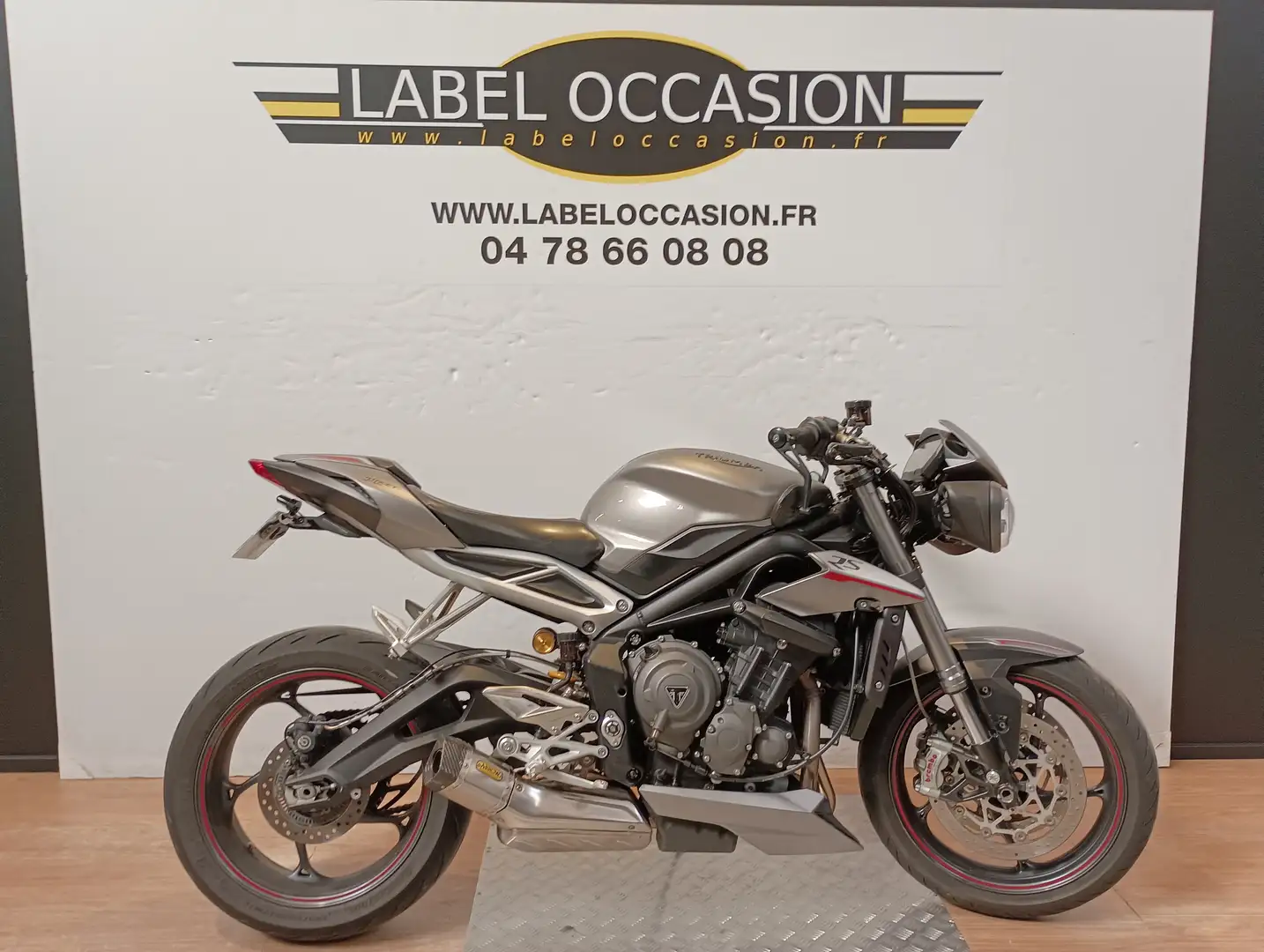 Triumph Street Triple RS Gris - 1