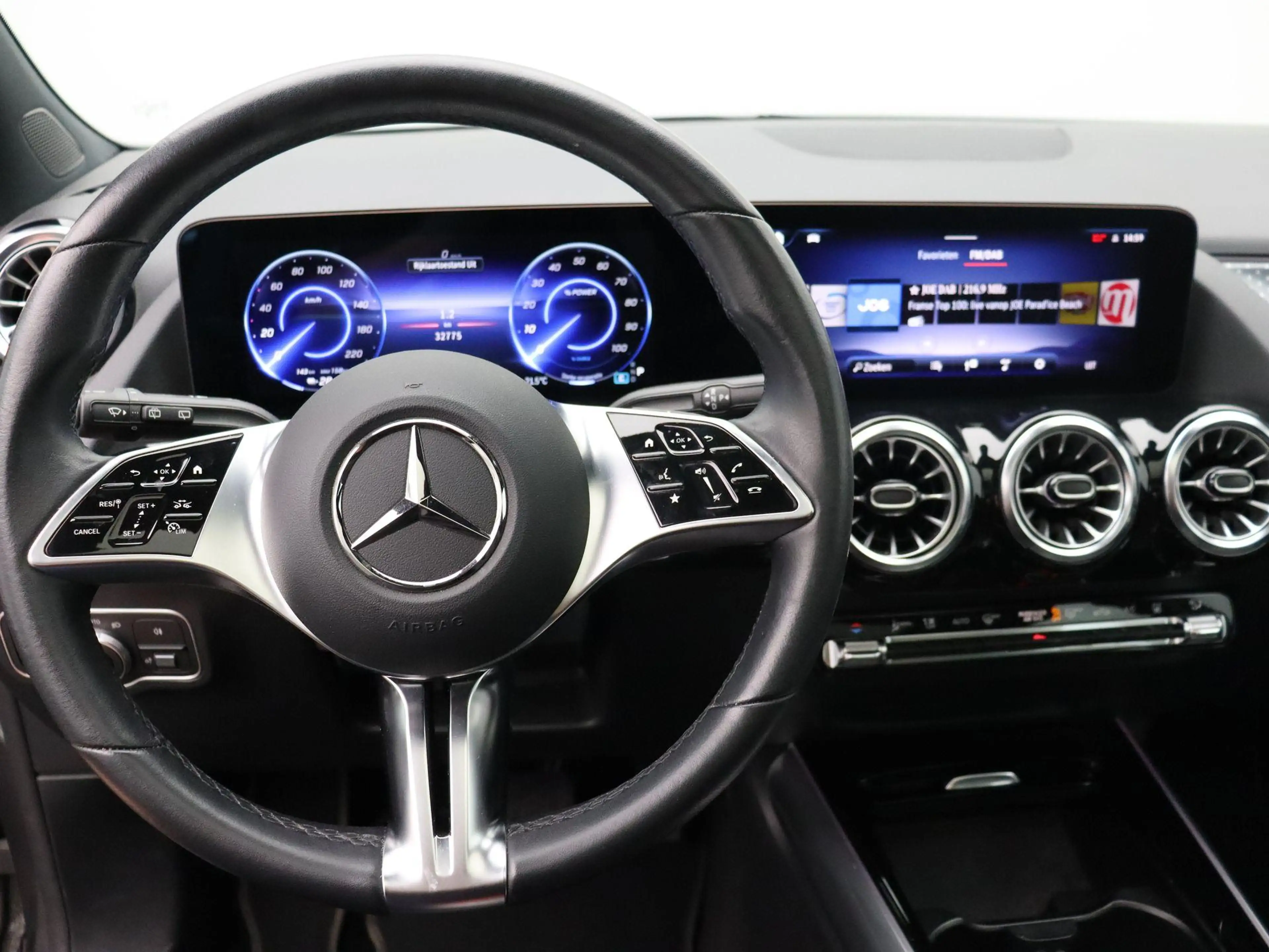 Mercedes-Benz EQA 250 250+ Business Line + CARPLAY + PANORAMISCH DAK + — photo 12