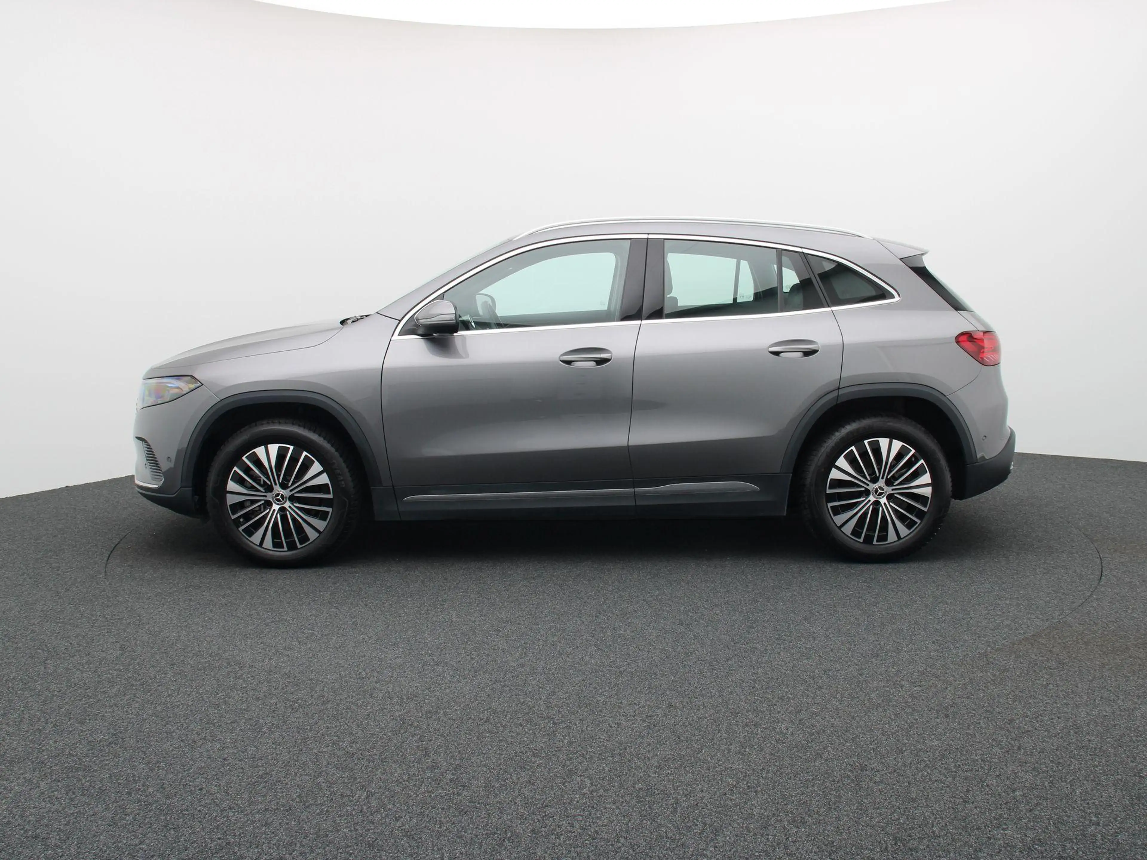 Mercedes-Benz EQA 250 250+ Business Line + CARPLAY + PANORAMISCH DAK + — photo 4