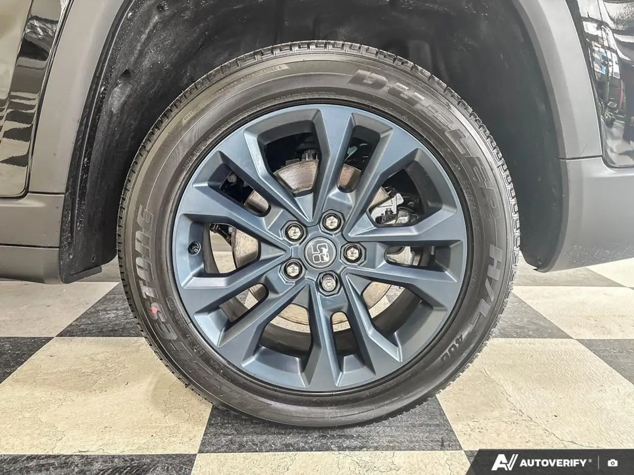 Jeep Grand Cherokee photo Jeep Grand Cherokee