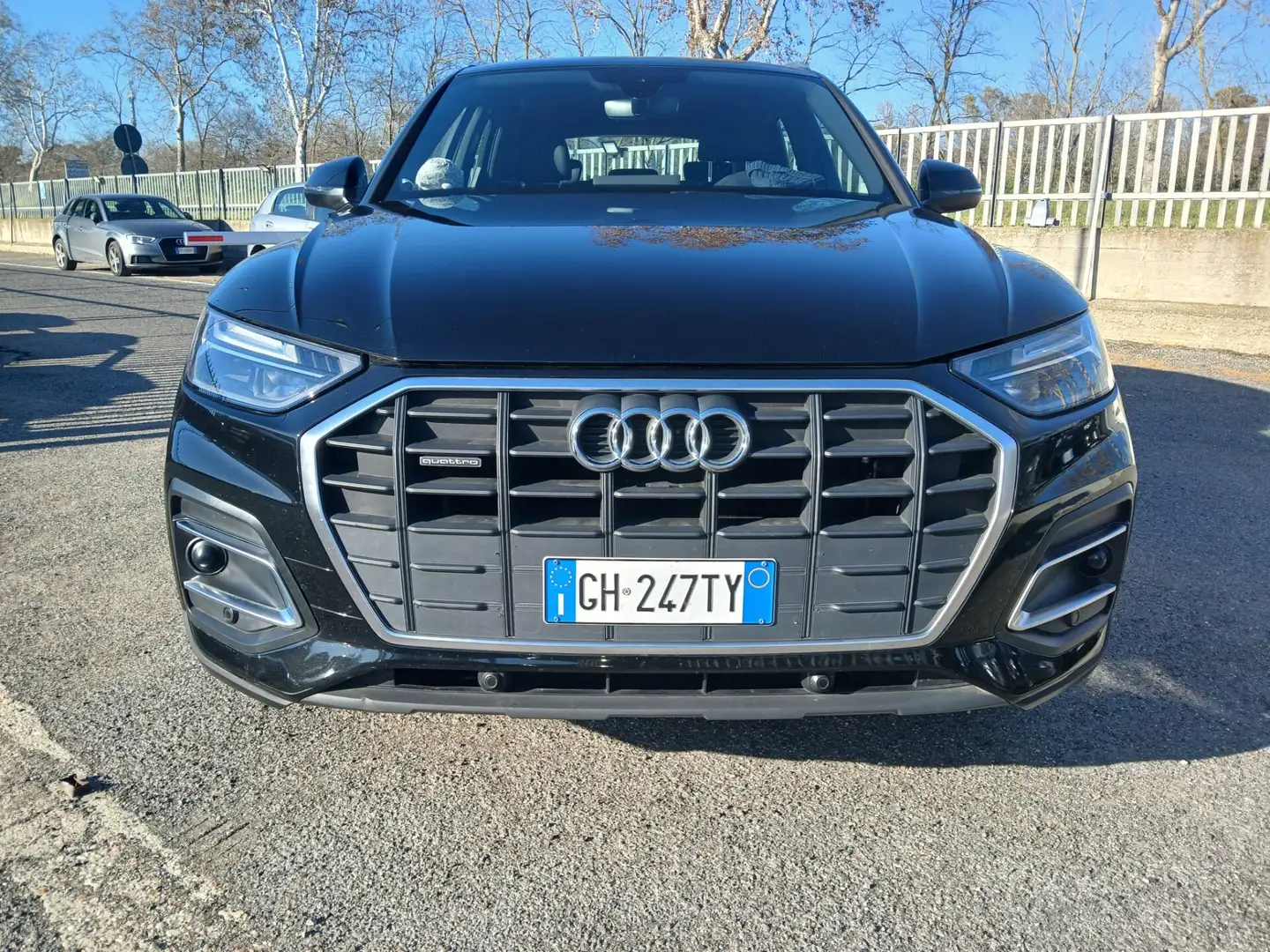 Audi Q5 40 TDI 204 CV quattro S tronic S line Schwarz - 1