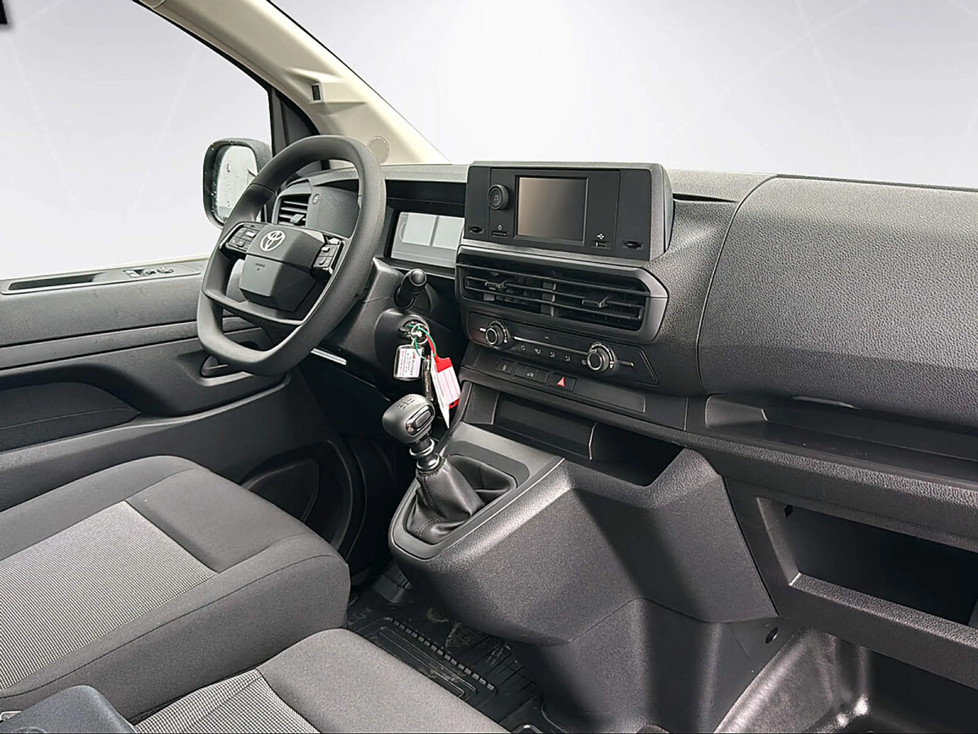 Toyota Proace Pro Ace 1,5 D 120 L1 Duty — photo 10