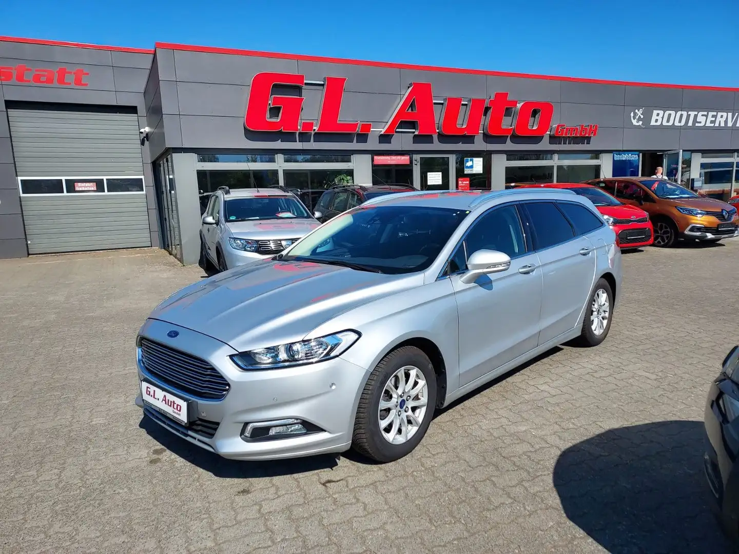 Ford Mondeo Turnier/NAVI/PDC/SITZHZG/FRONTHZG/TEMPO Silber - 1