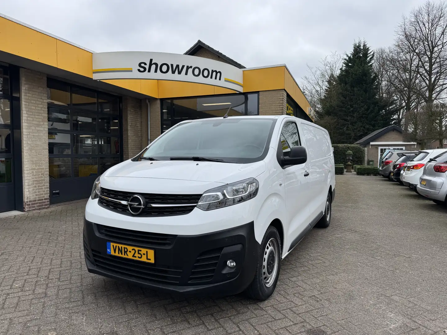 Opel Vivaro 2.0 CDTI L3H1 Edition 3Pers Airco Navi Camera Carp Blanc - 1