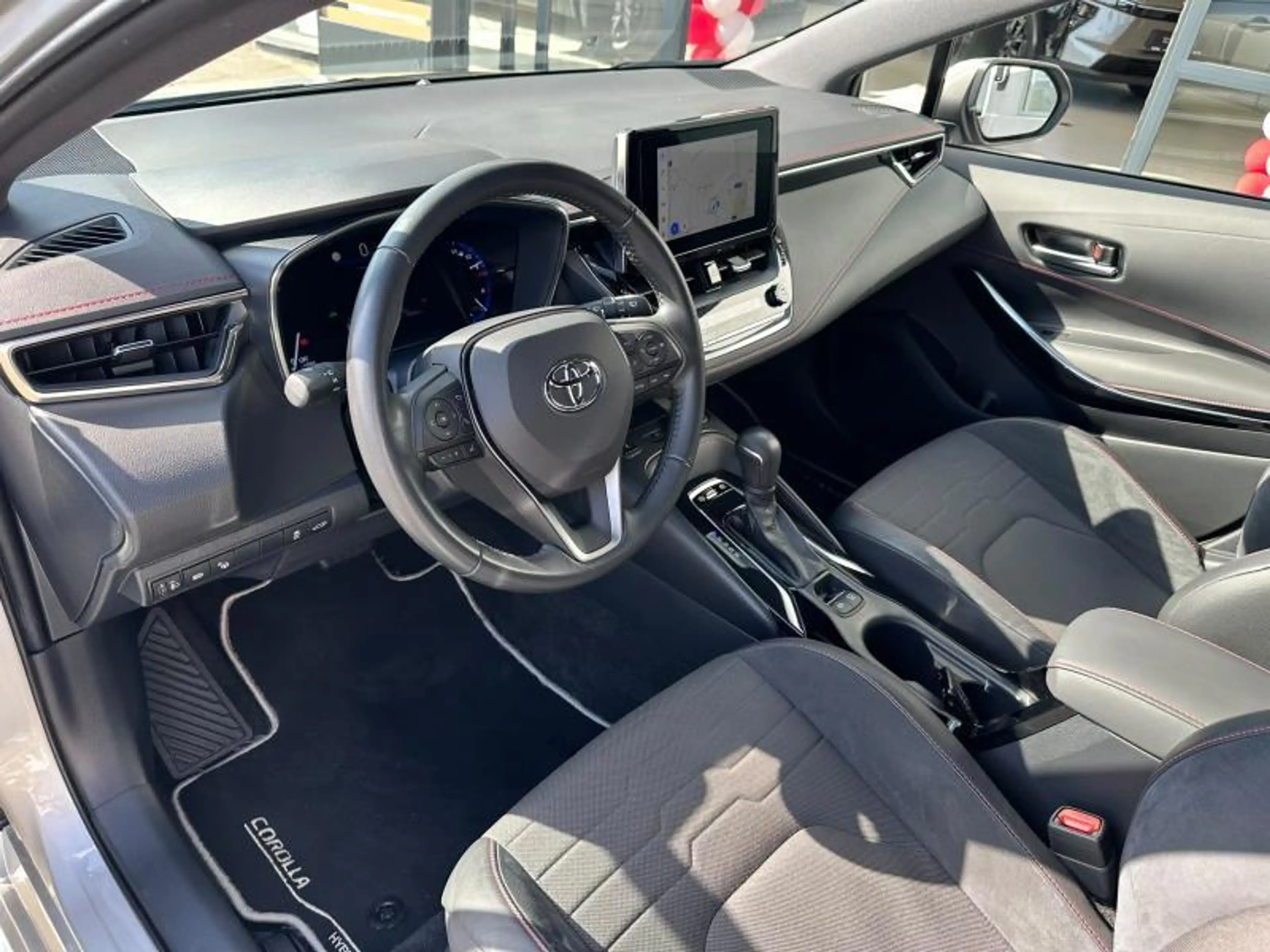 Toyota Corolla Premium — photo 14