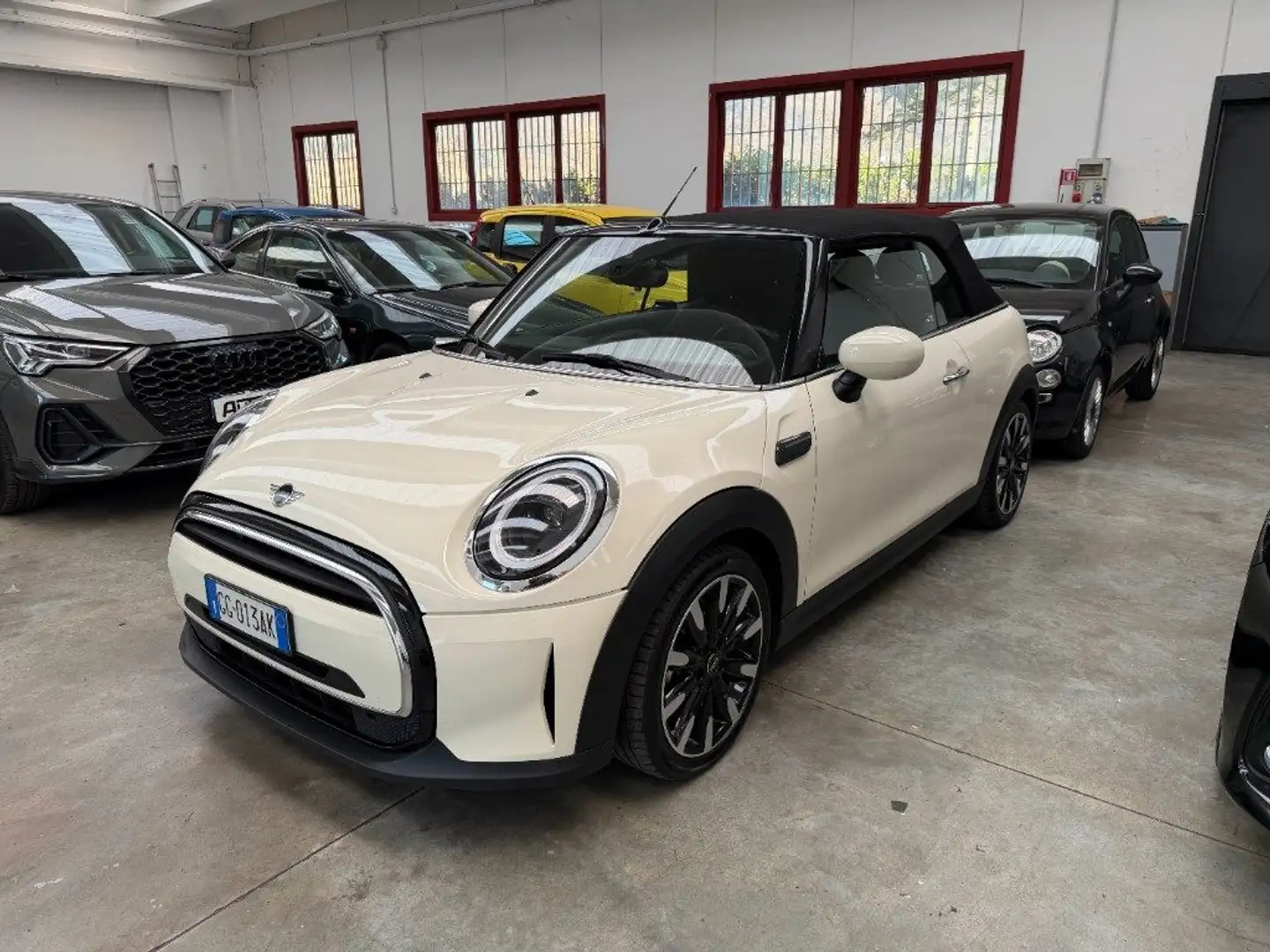 MINI Cooper Cabrio Mini 1.5 Blanc - 1