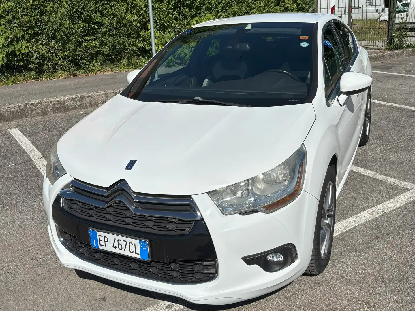 DS Automobiles DS 4 DS4 1.6 e-hdi (airdream) So Chic 115cv Bianco - 1