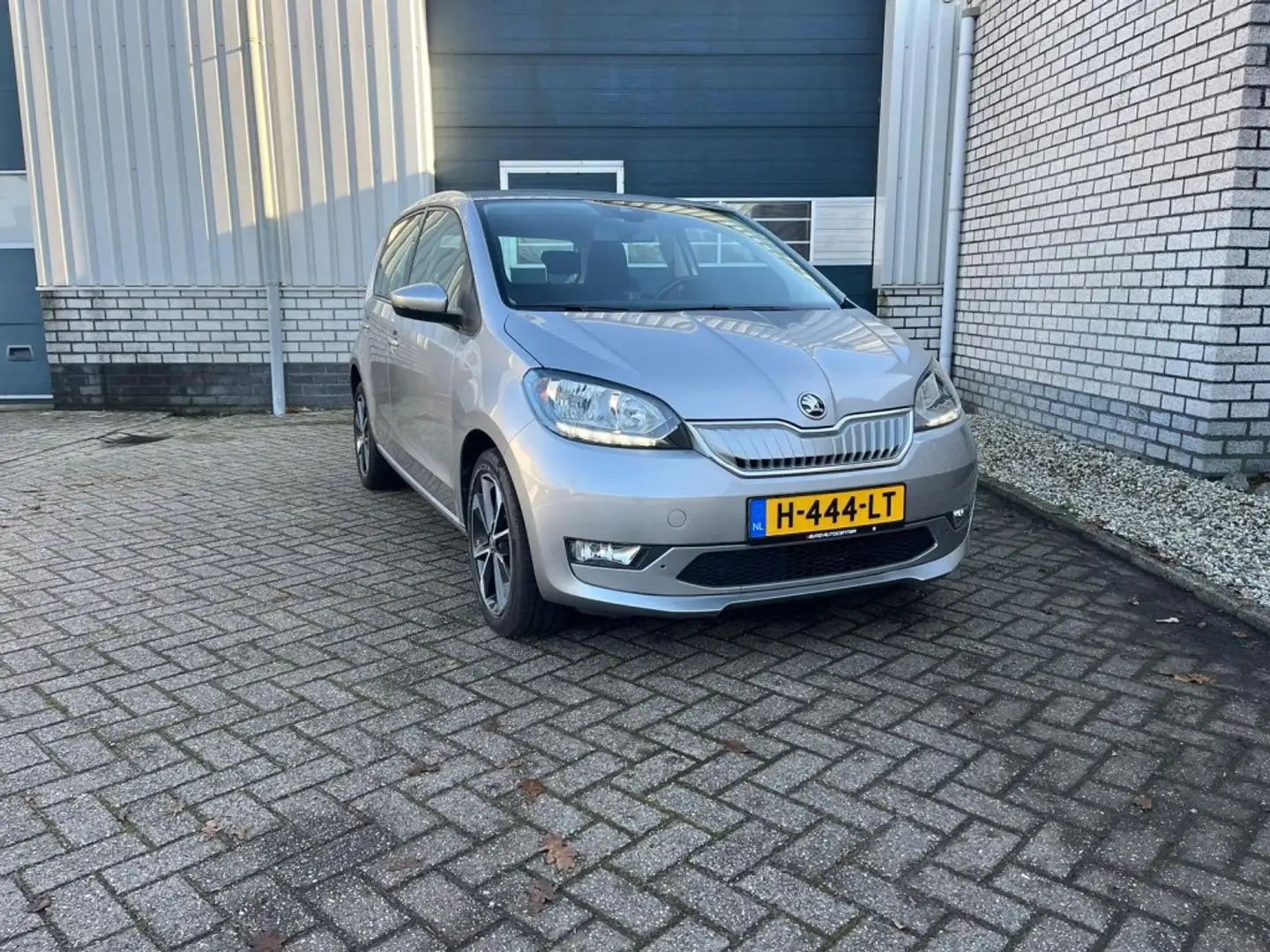 Skoda Citigo e iV-BEV 83pk Style-ECC-Bluetooth-Lane assist Grijs - 1