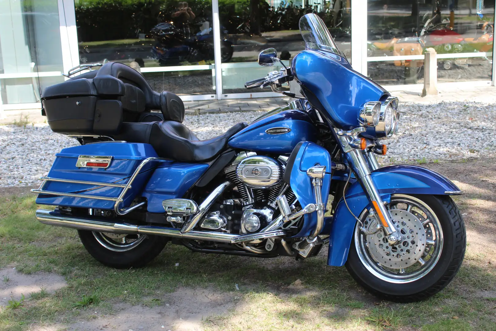 Harley-Davidson Electra Glide FLHTCU SE -2 Electra Glide CVO Azul - 1