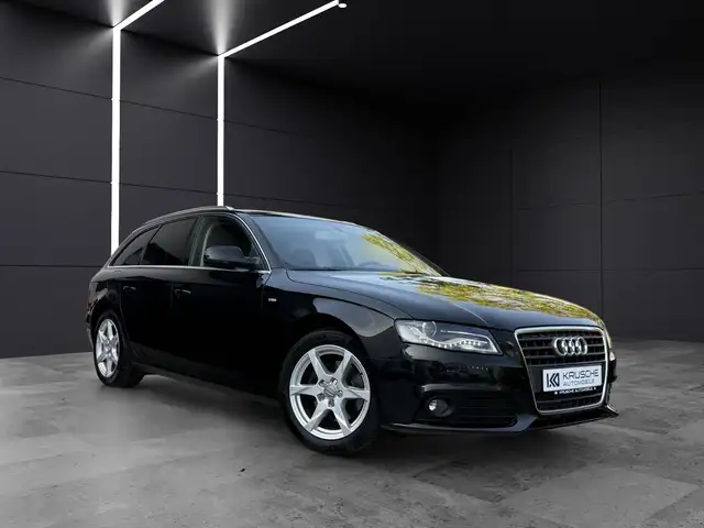 Audi A4 view 7