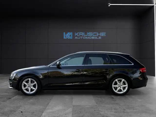 Audi A4 view 2