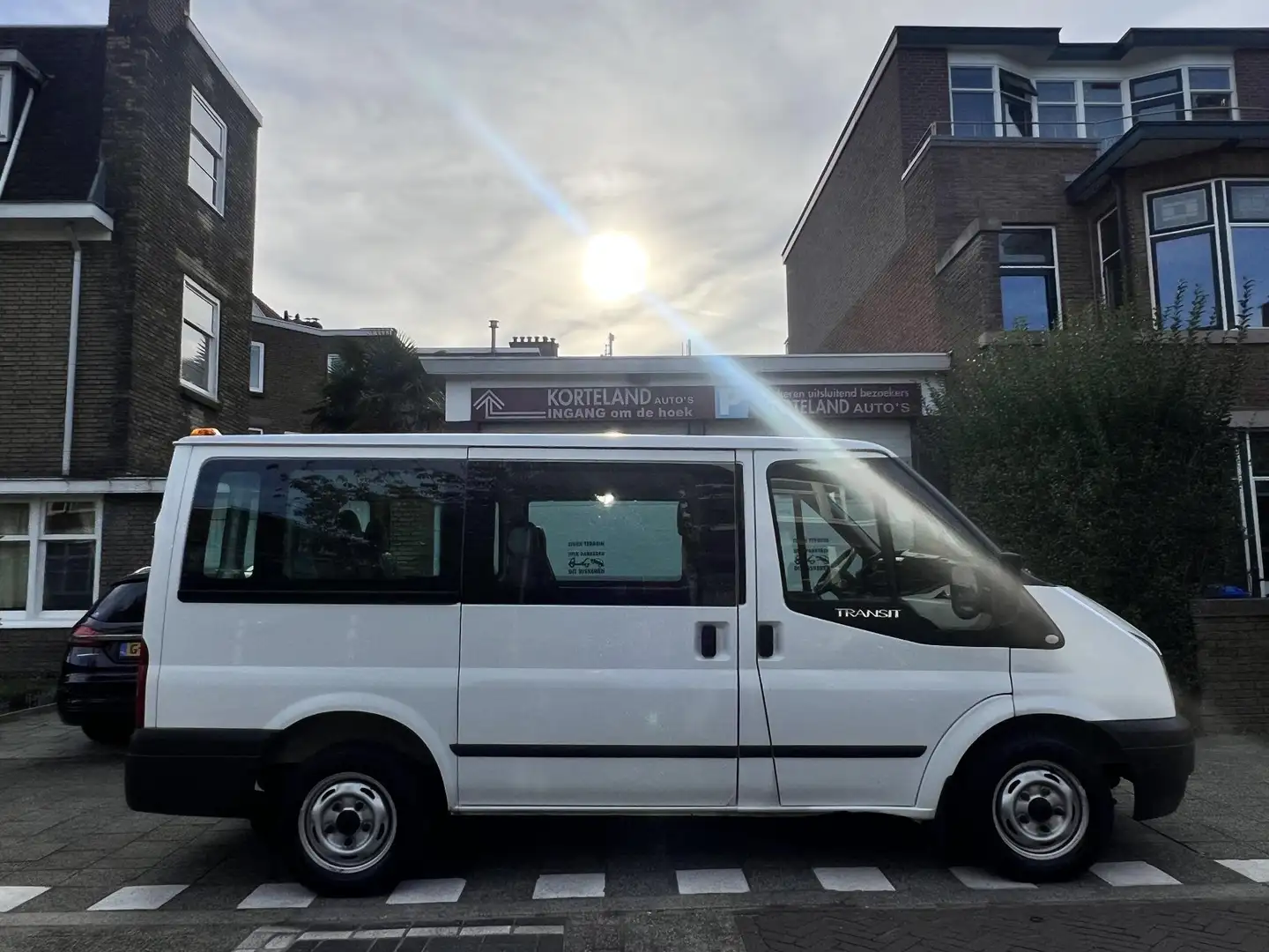 Ford Transit Kombi 300S 2.2 TDCi Ambiente SHD Ford Transit / to Blanc - 2