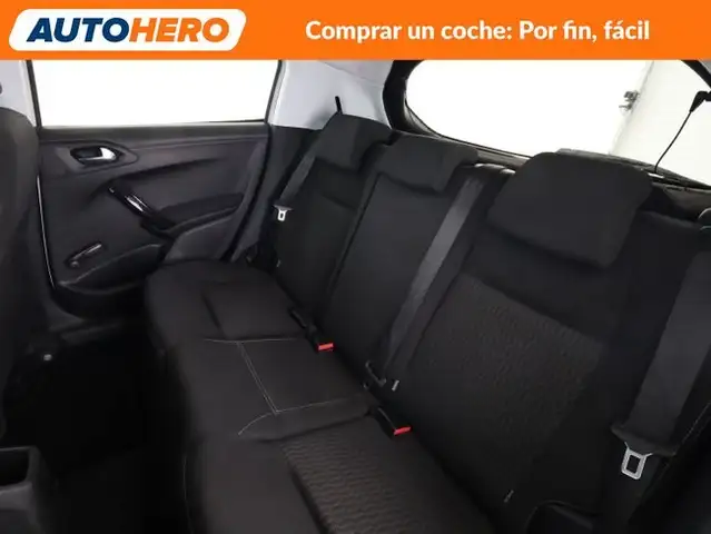 Peugeot 208 view 15
