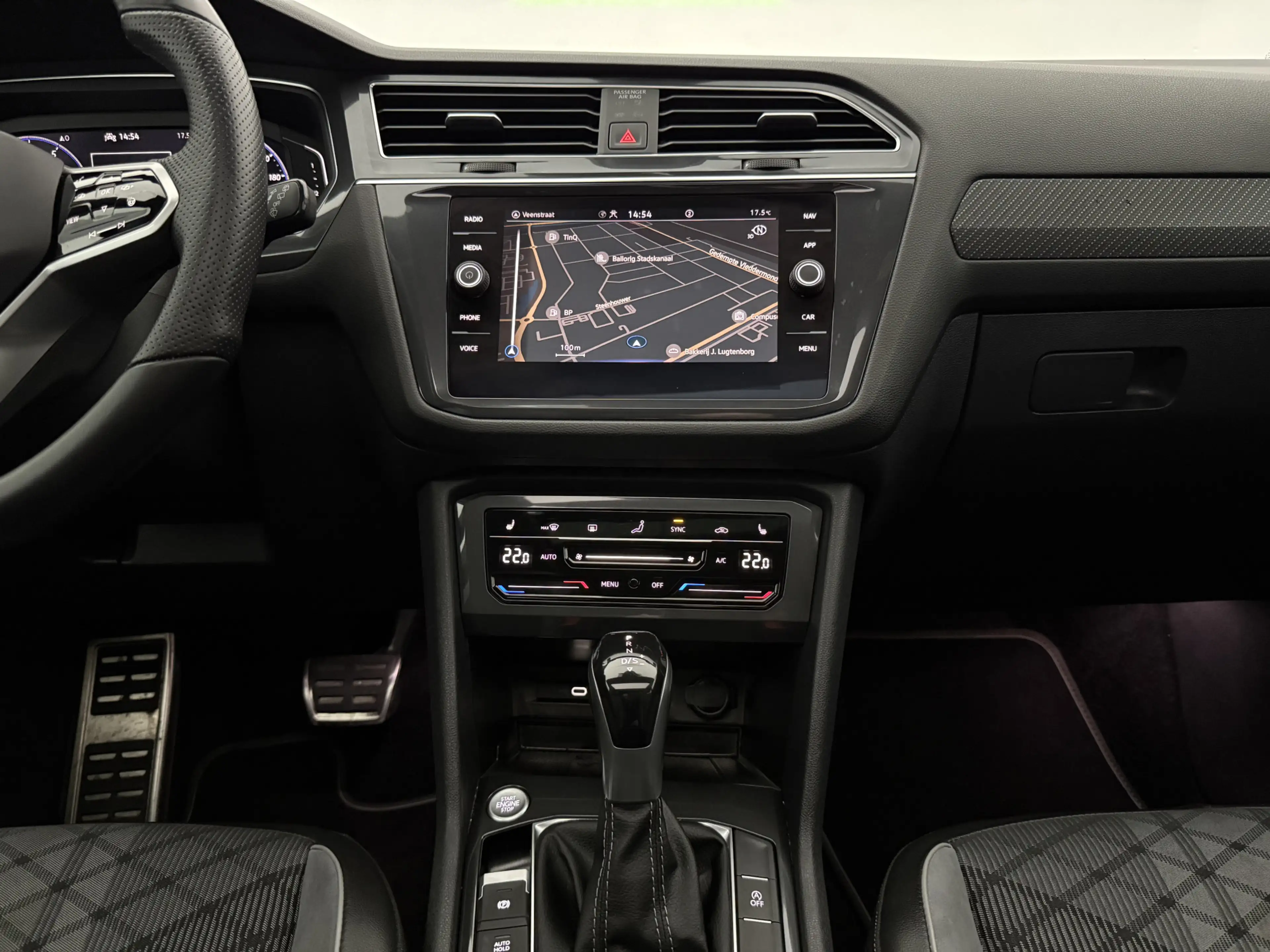Volkswagen Tiguan Allspace 1.5 TSI R-Line Business+ 7p. | Pano | Camera | Sfe — photo 20